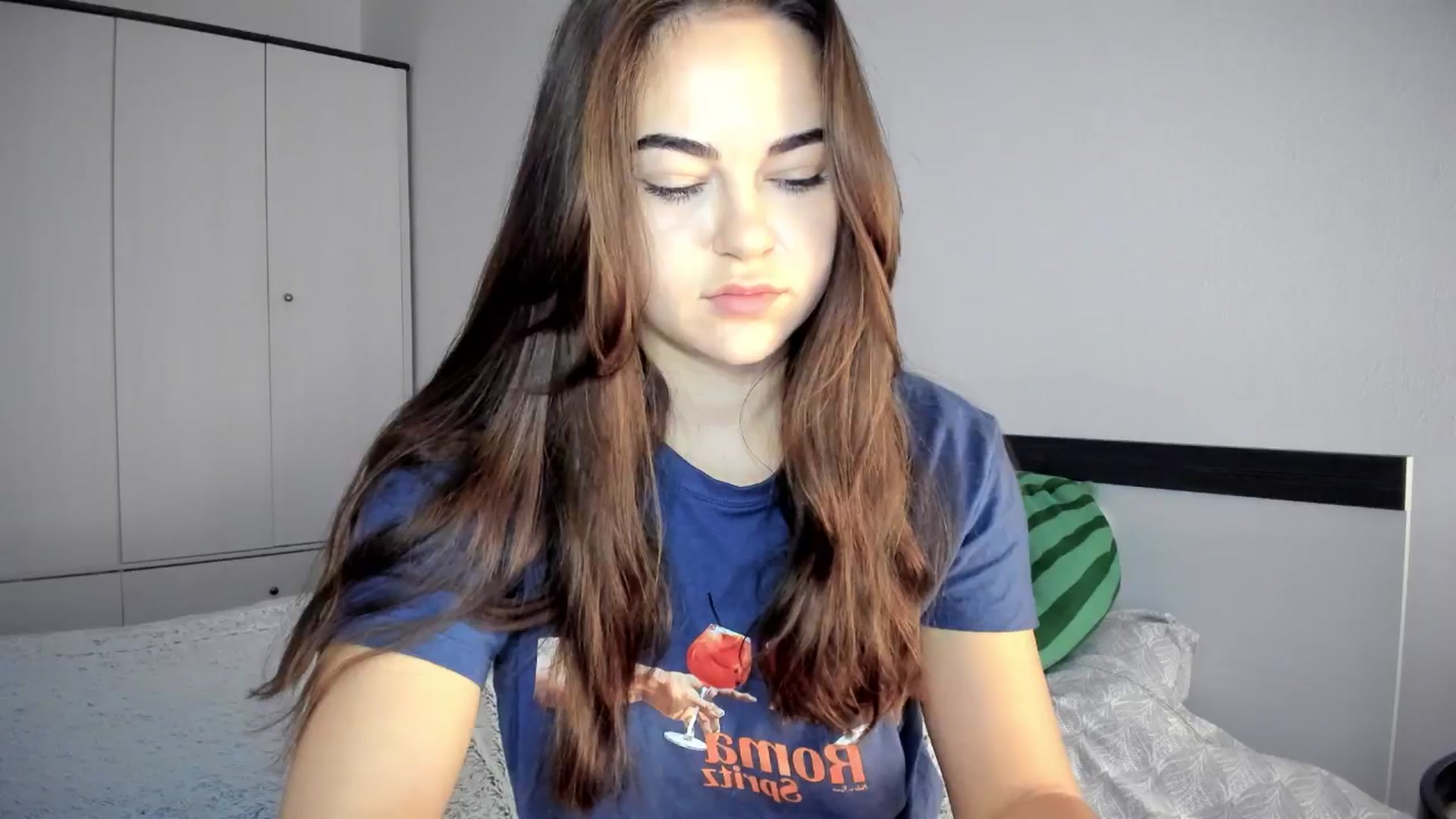 Gallery image thumbnail from BeeTheQueen's myfreecams stream on, 11/04/2024, 13:33 image 8 of 20