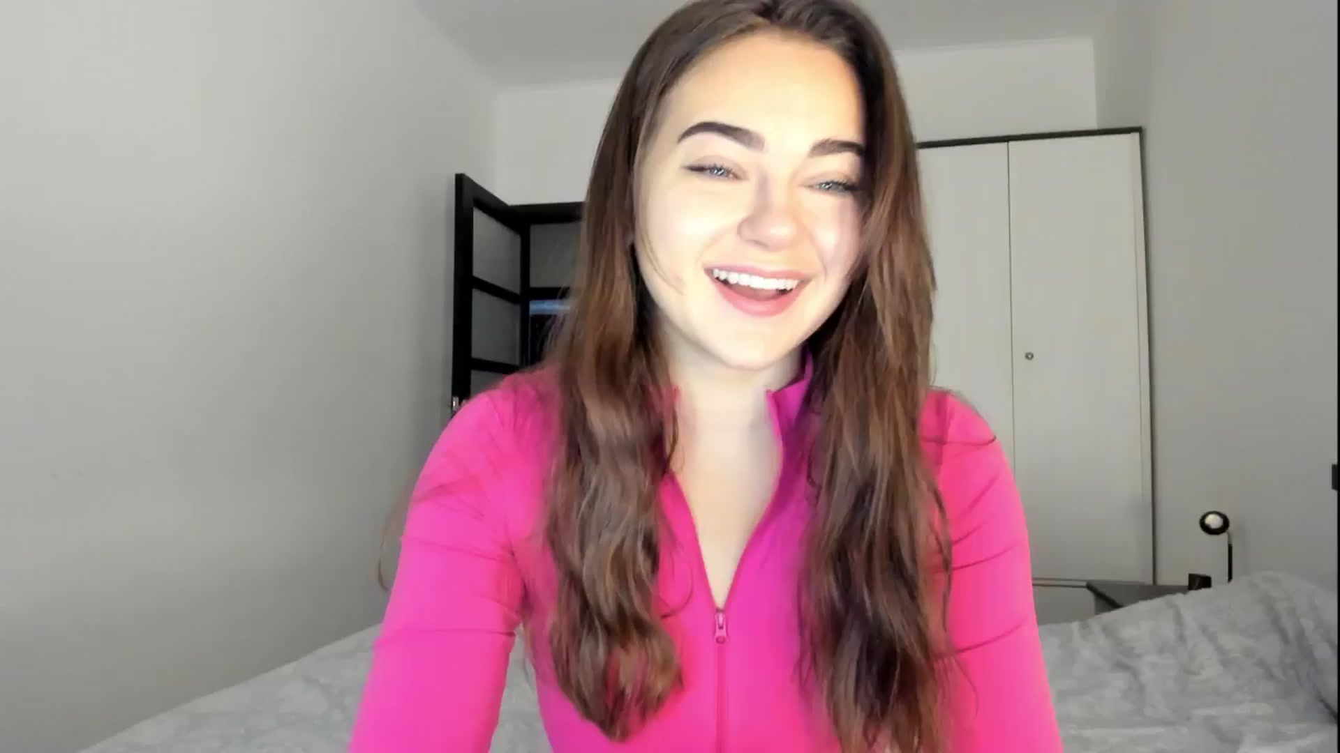 Gallery image thumbnail from BeeTheQueen's myfreecams stream on, 11/11/2024, 12:53 image 13 of 20