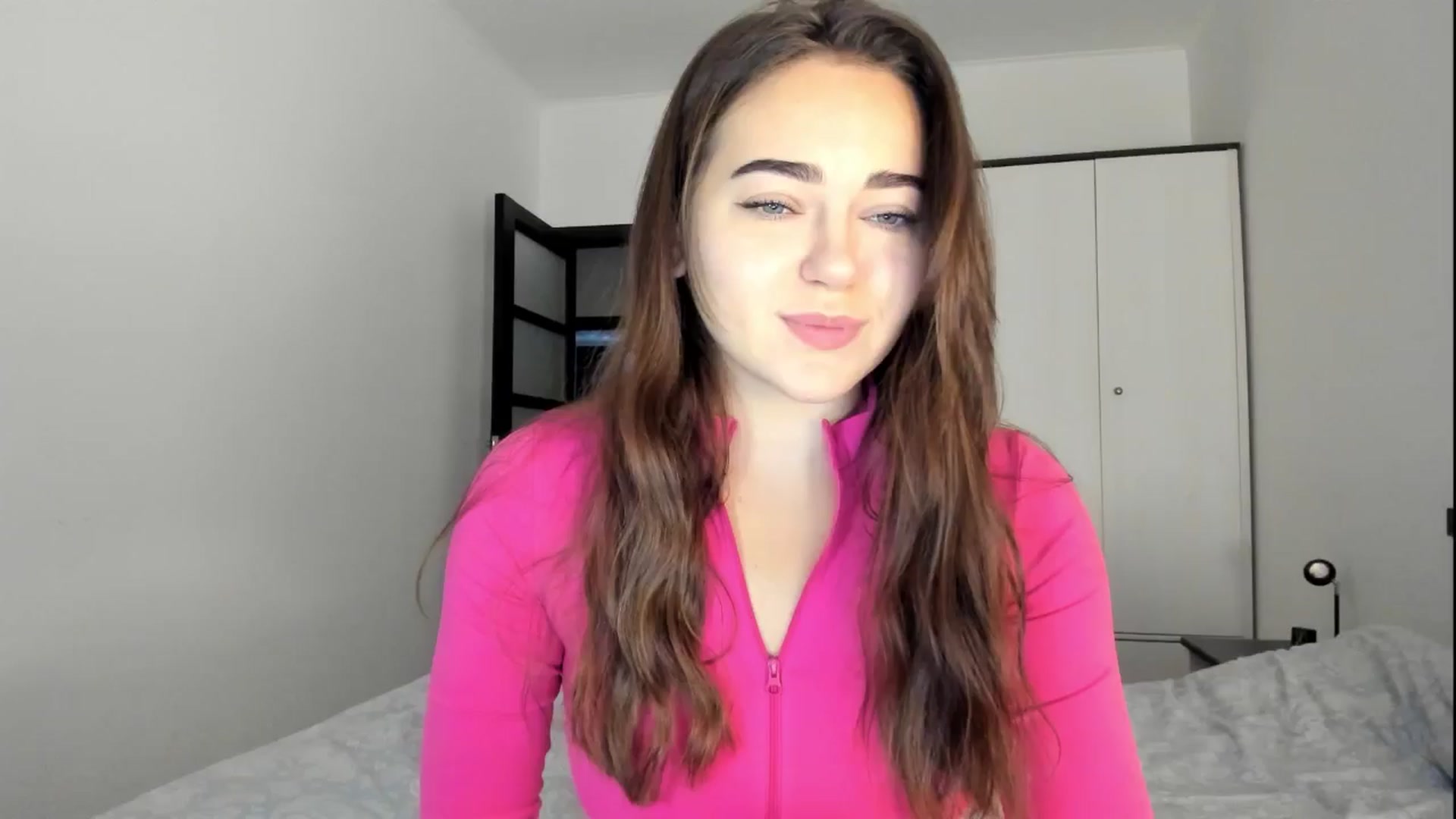 Gallery image thumbnail from BeeTheQueen's myfreecams stream on, 11/11/2024, 12:53 image 12 of 20