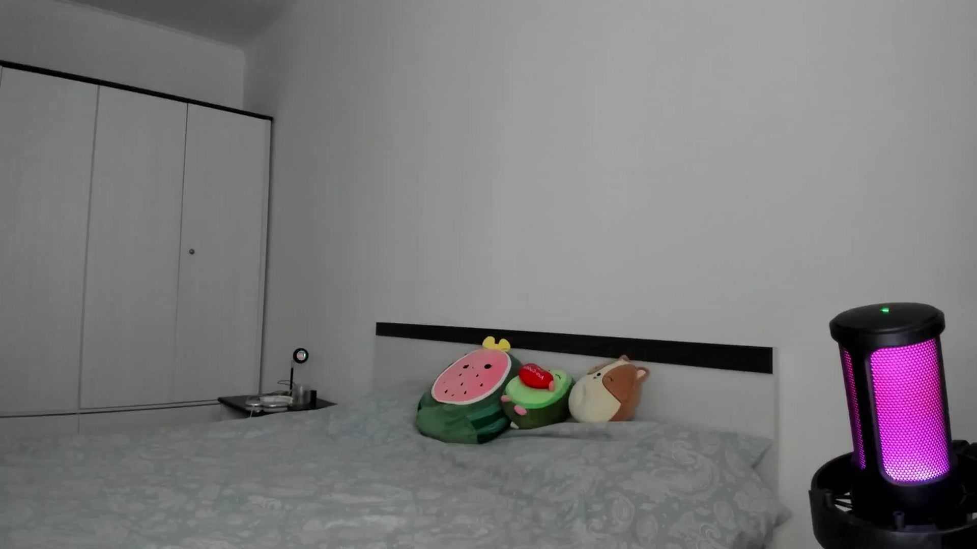 Gallery image thumbnail from BeeTheQueen's myfreecams stream on, 11/18/2024, 12:49 image 4 of 20