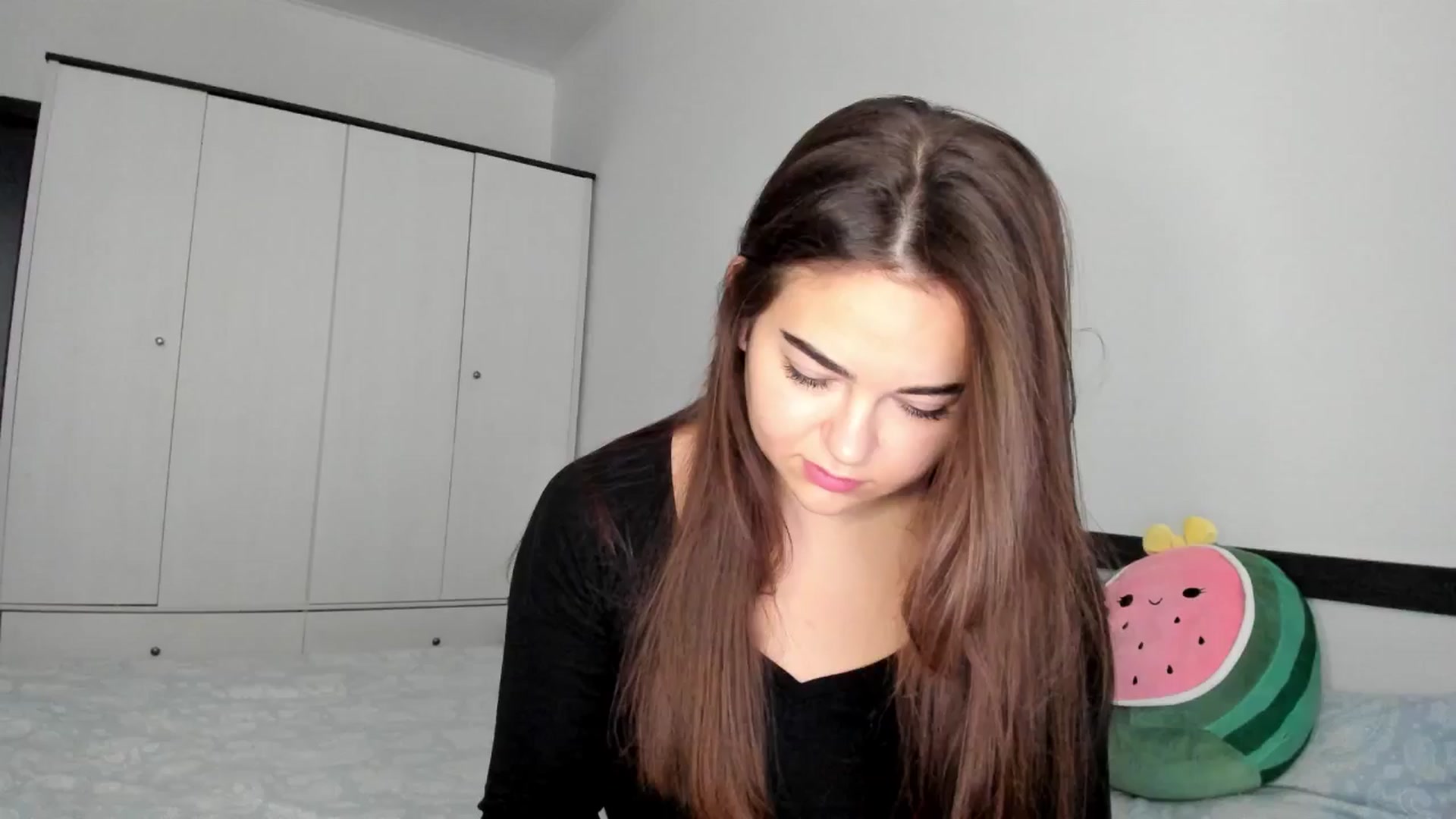 Gallery image thumbnail from BeeTheQueen's myfreecams stream on, 11/20/2024, 12:48 image 17 of 20