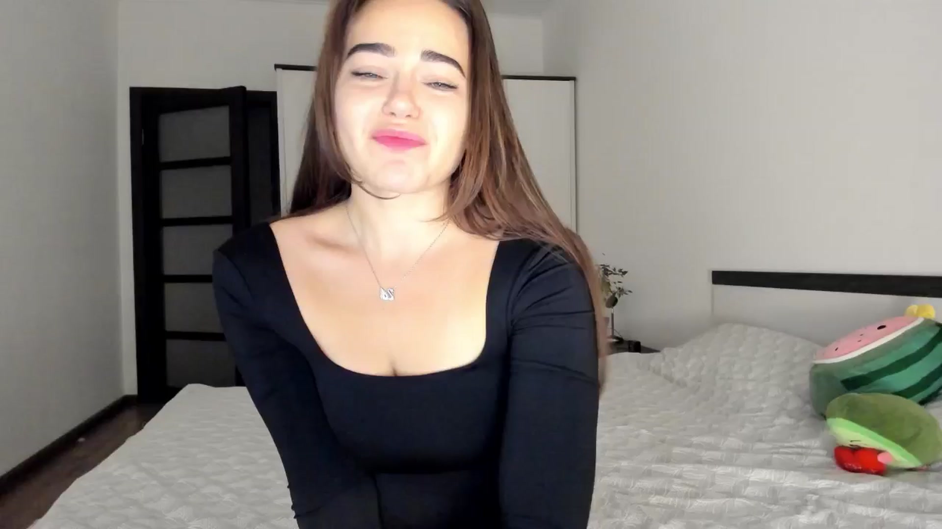 Gallery image thumbnail from BeeTheQueen's myfreecams stream on, 11/26/2024, 18:47 image 20 of 20