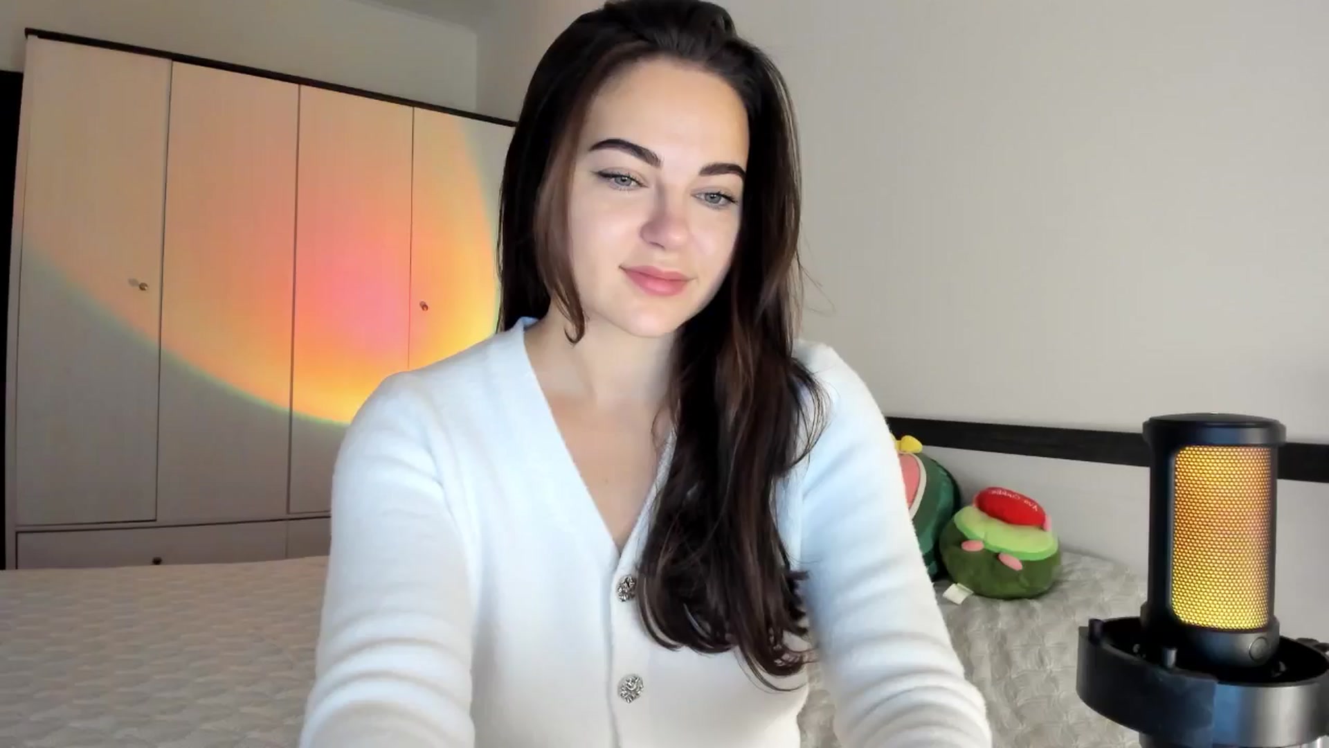 Gallery image thumbnail from BeeTheQueen's myfreecams stream on, 11/30/2024, 21:27 image 3 of 20