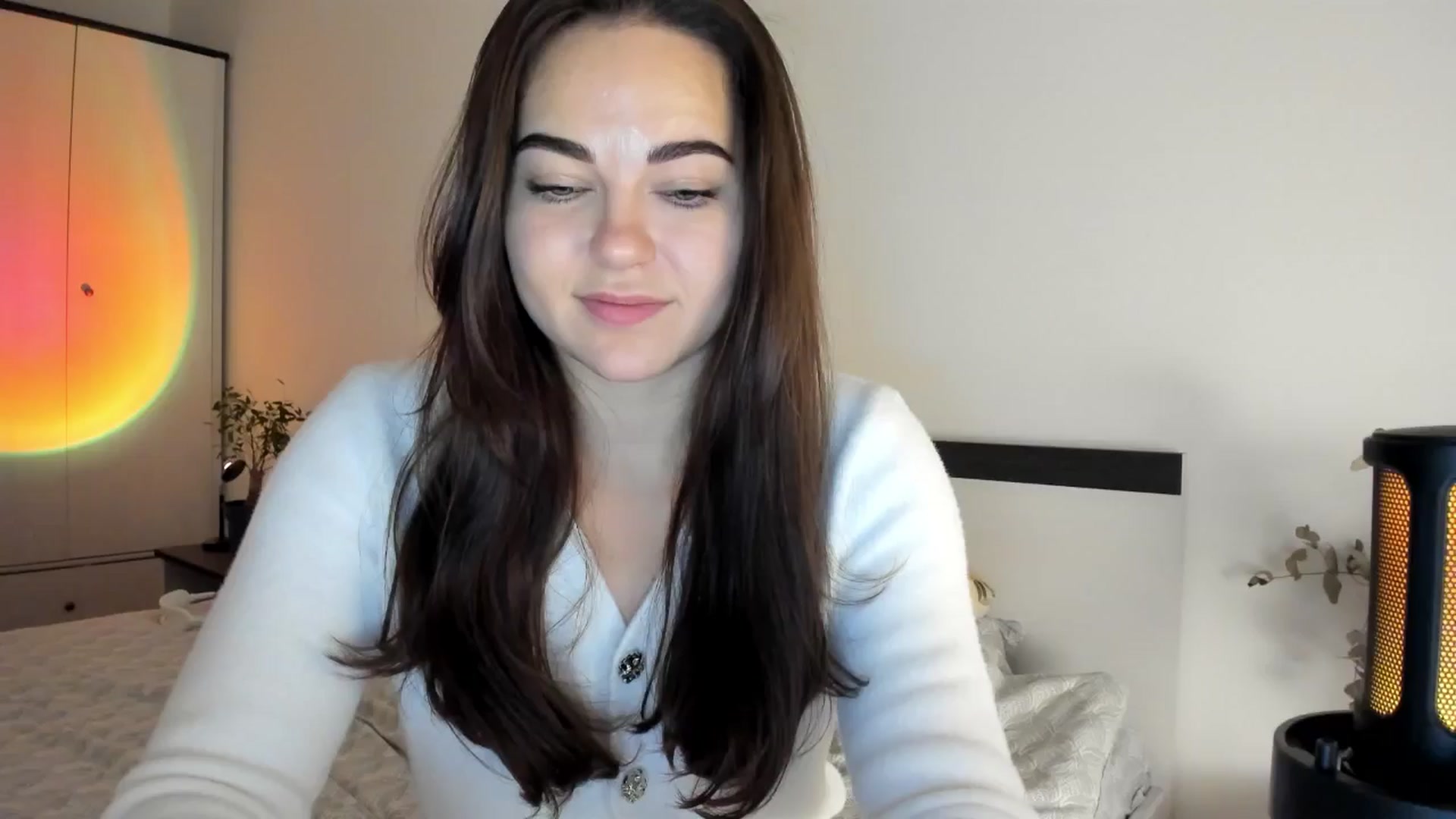 Gallery image thumbnail from BeeTheQueen's myfreecams stream on, 11/30/2024, 22:33 image 6 of 20