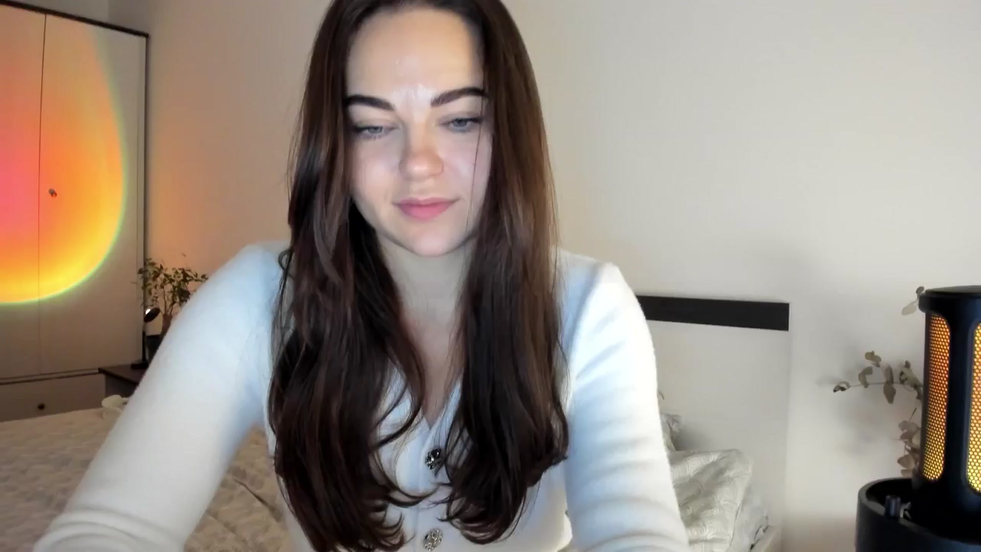 Gallery image thumbnail from BeeTheQueen's myfreecams stream on, 11/30/2024, 22:33 image 19 of 20