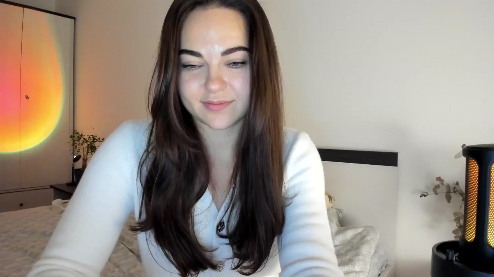 Gallery image thumbnail from BeeTheQueen's myfreecams stream on, 11/30/2024, 22:33 image 11 of 20