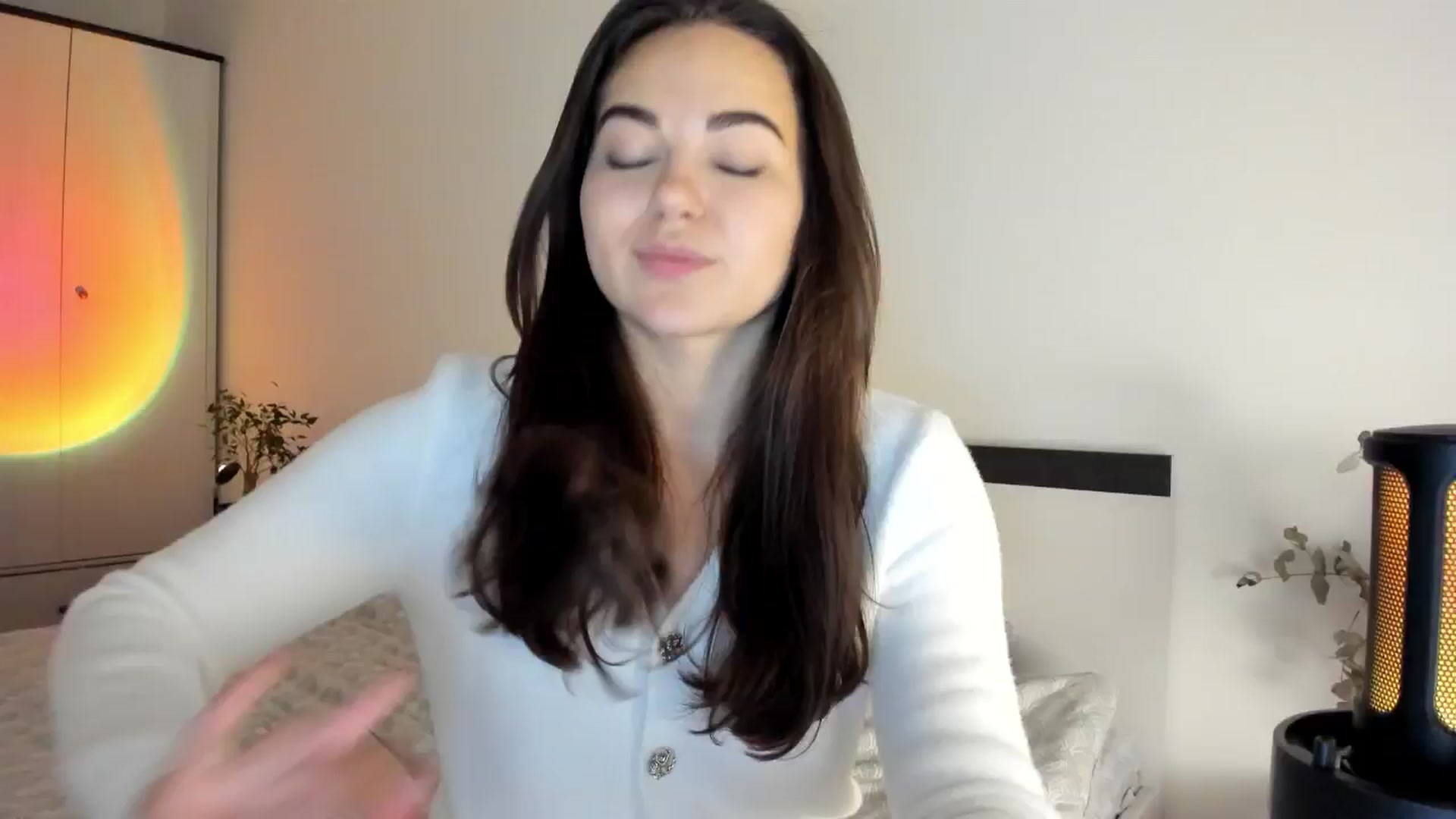 Gallery image thumbnail from BeeTheQueen's myfreecams stream on, 11/30/2024, 22:33 image 13 of 20