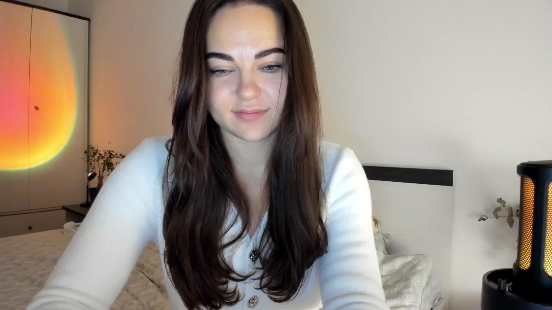 Gallery image thumbnail from BeeTheQueen's myfreecams stream on, 11/30/2024, 22:33 image 18 of 20