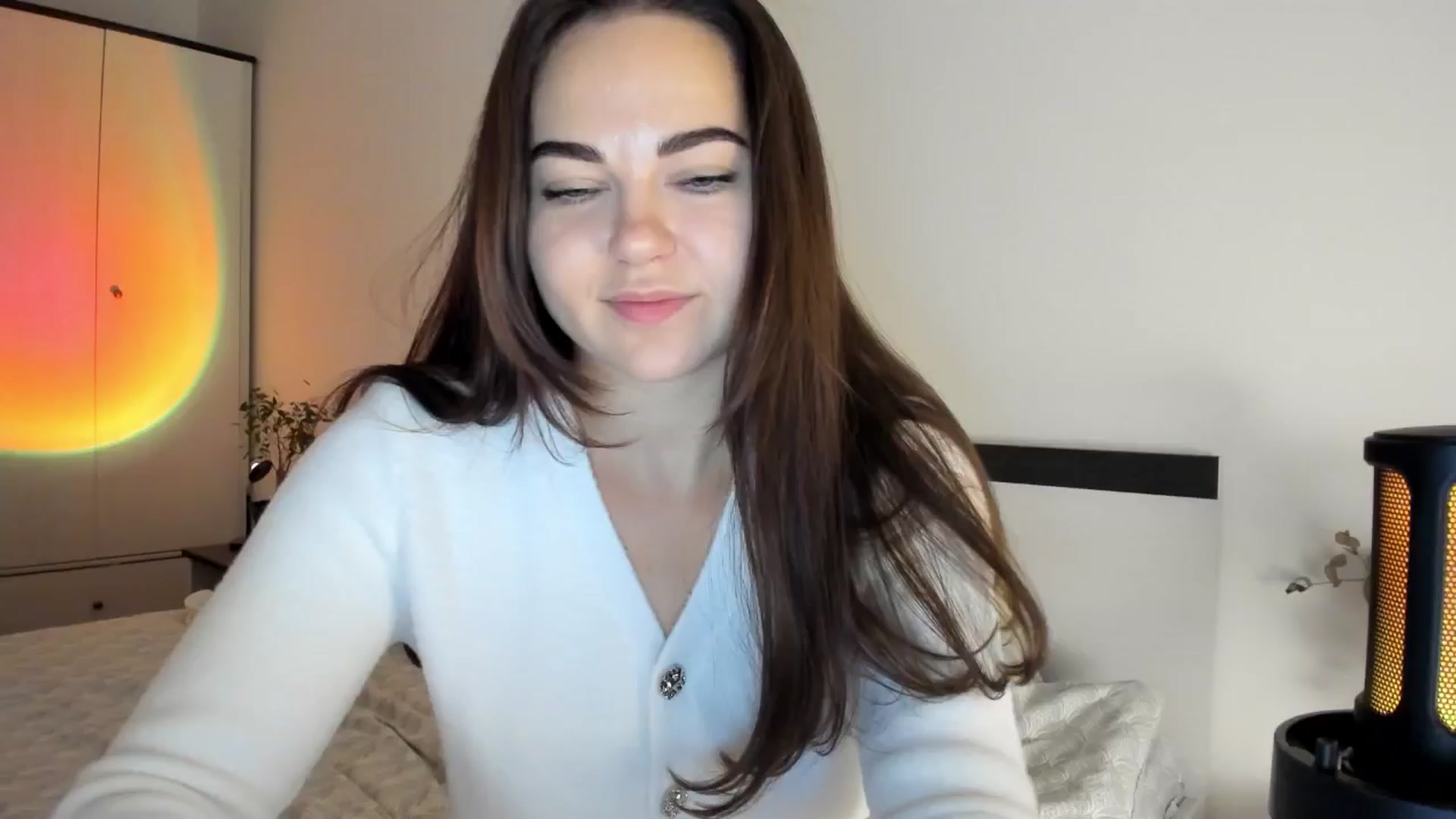 Gallery image thumbnail from BeeTheQueen's myfreecams stream on, 11/30/2024, 22:33 image 4 of 20
