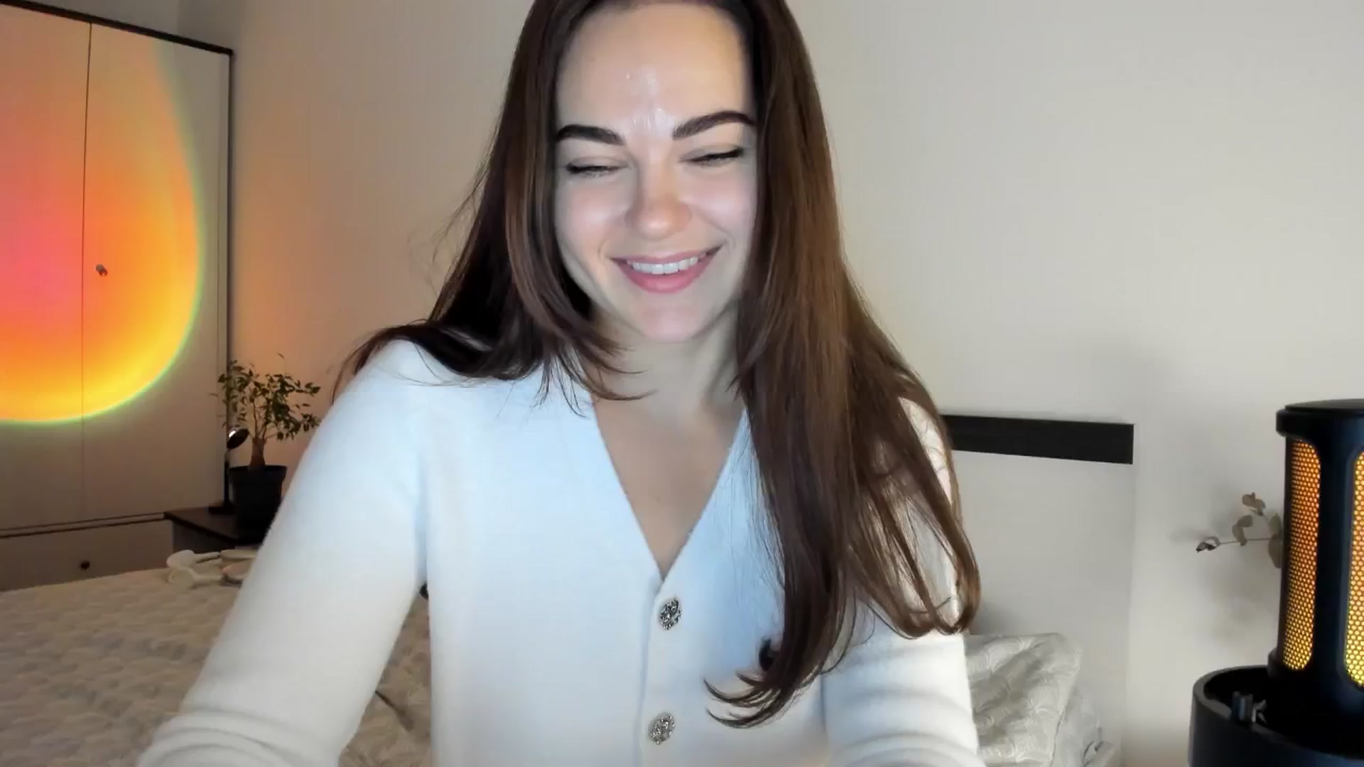 Gallery image thumbnail from BeeTheQueen's myfreecams stream on, 11/30/2024, 22:33 image 5 of 20