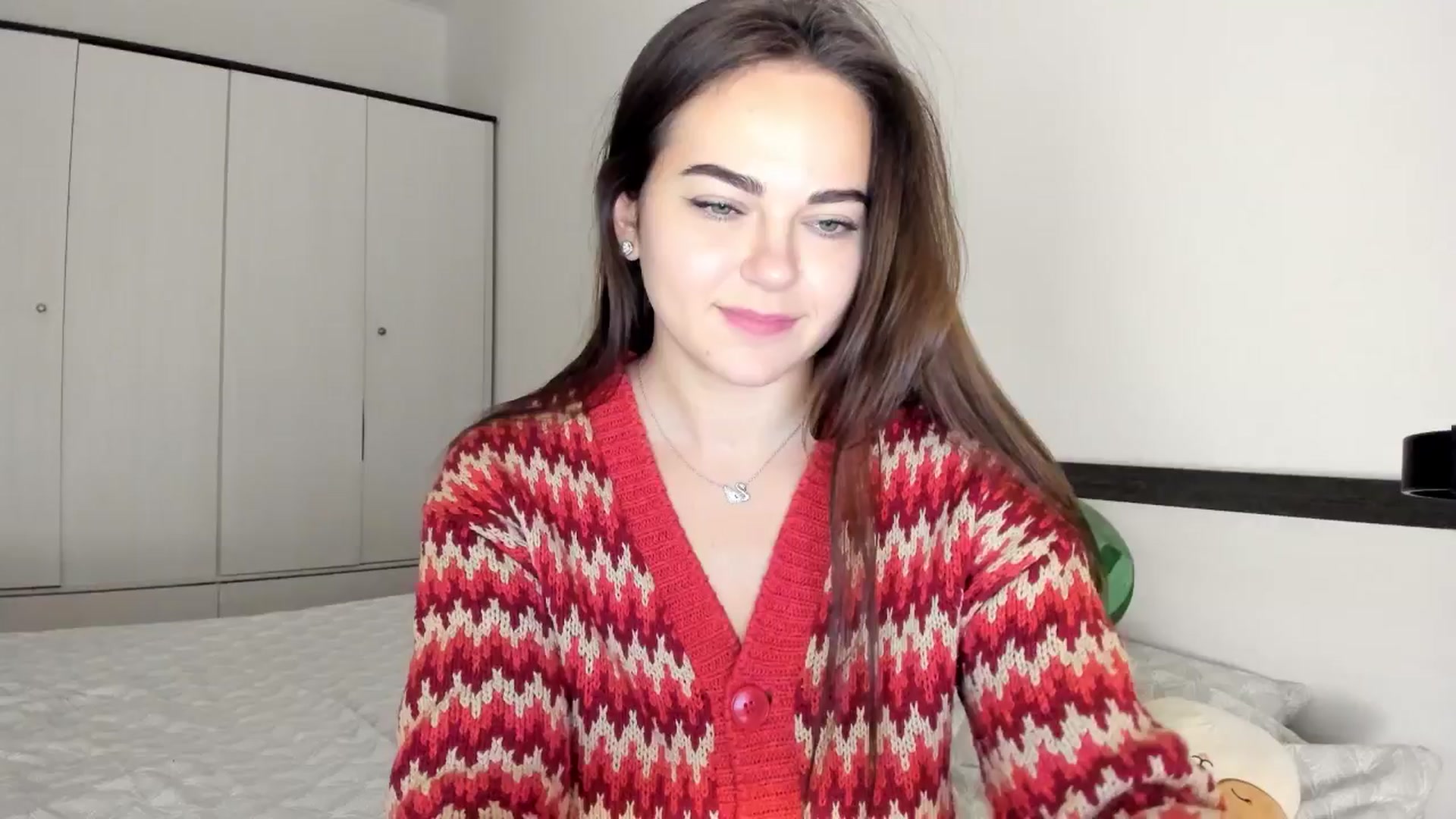 Gallery image thumbnail from BeeTheQueen's myfreecams stream on, 12/13/2024, 18:15 image 5 of 20