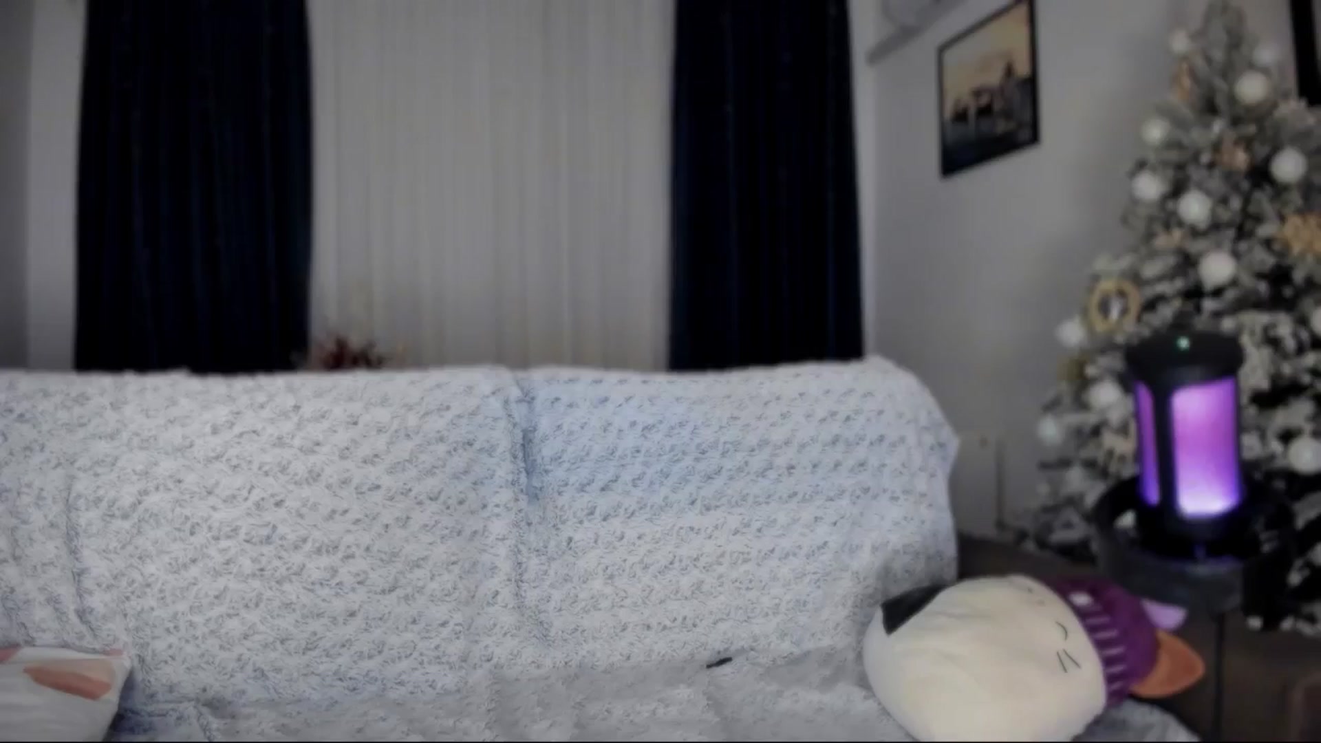 Gallery image thumbnail from BeeTheQueen's myfreecams stream on, 12/27/2024, 16:05 image 8 of 20