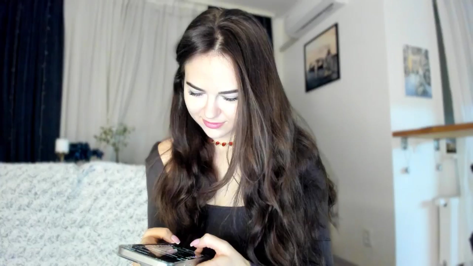 Gallery image thumbnail from BeeTheQueen's myfreecams stream on, 02/24/2025, 17:07 image 14 of 20