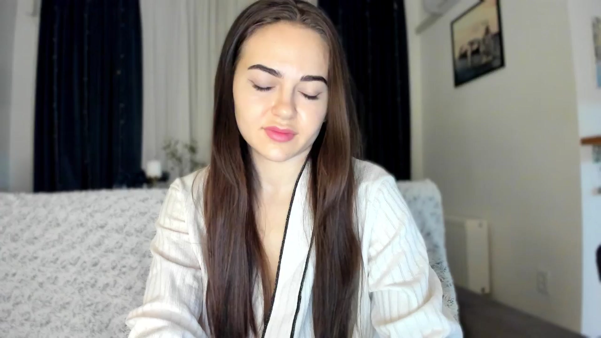 Gallery image thumbnail from BeeTheQueen's myfreecams stream on, 02/27/2025, 20:23 image 20 of 20