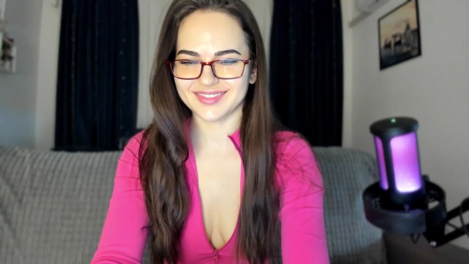 Gallery image thumbnail from BeeTheQueen's myfreecams stream on, 03/02/2025, 18:41 image 3 of 20