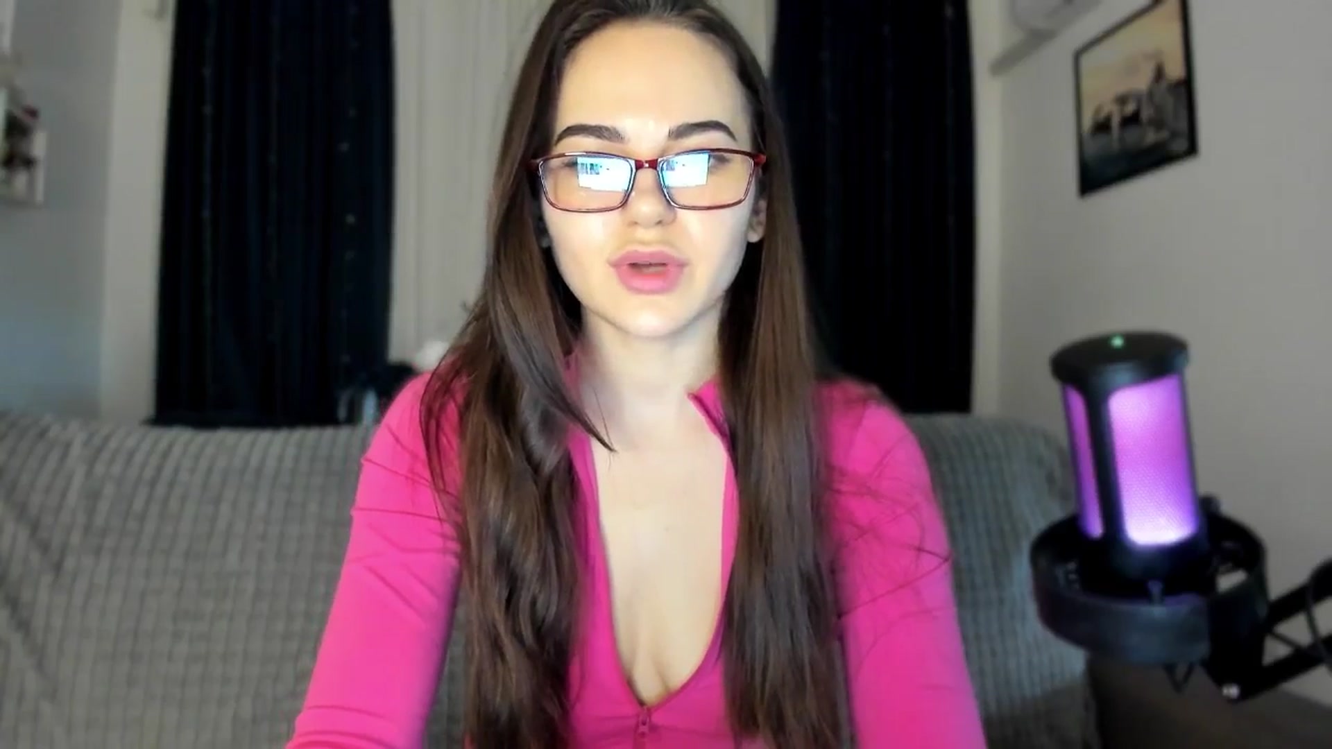 Gallery image thumbnail from BeeTheQueen's myfreecams stream on, 03/02/2025, 18:41 image 4 of 20