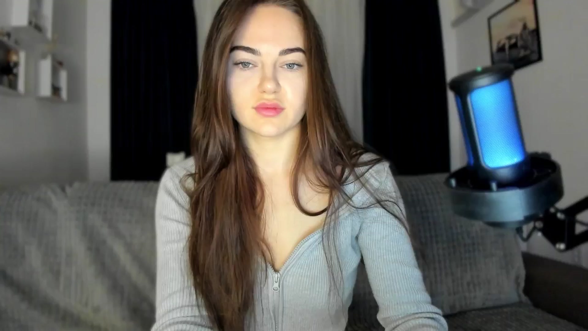 Gallery image thumbnail from BeeTheQueen's myfreecams stream on, 04/07/2025, 18:18 image 9 of 20
