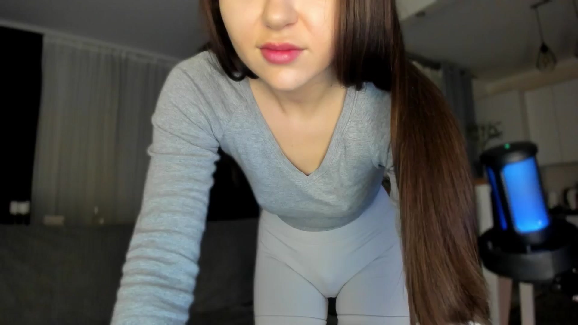Gallery image thumbnail from BeeTheQueen's myfreecams stream on, 04/08/2025, 17:42 image 3 of 20