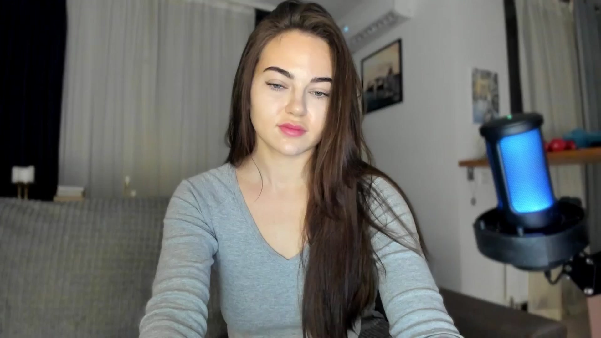 Gallery image thumbnail from BeeTheQueen's myfreecams stream on, 04/08/2025, 17:42 image 14 of 20