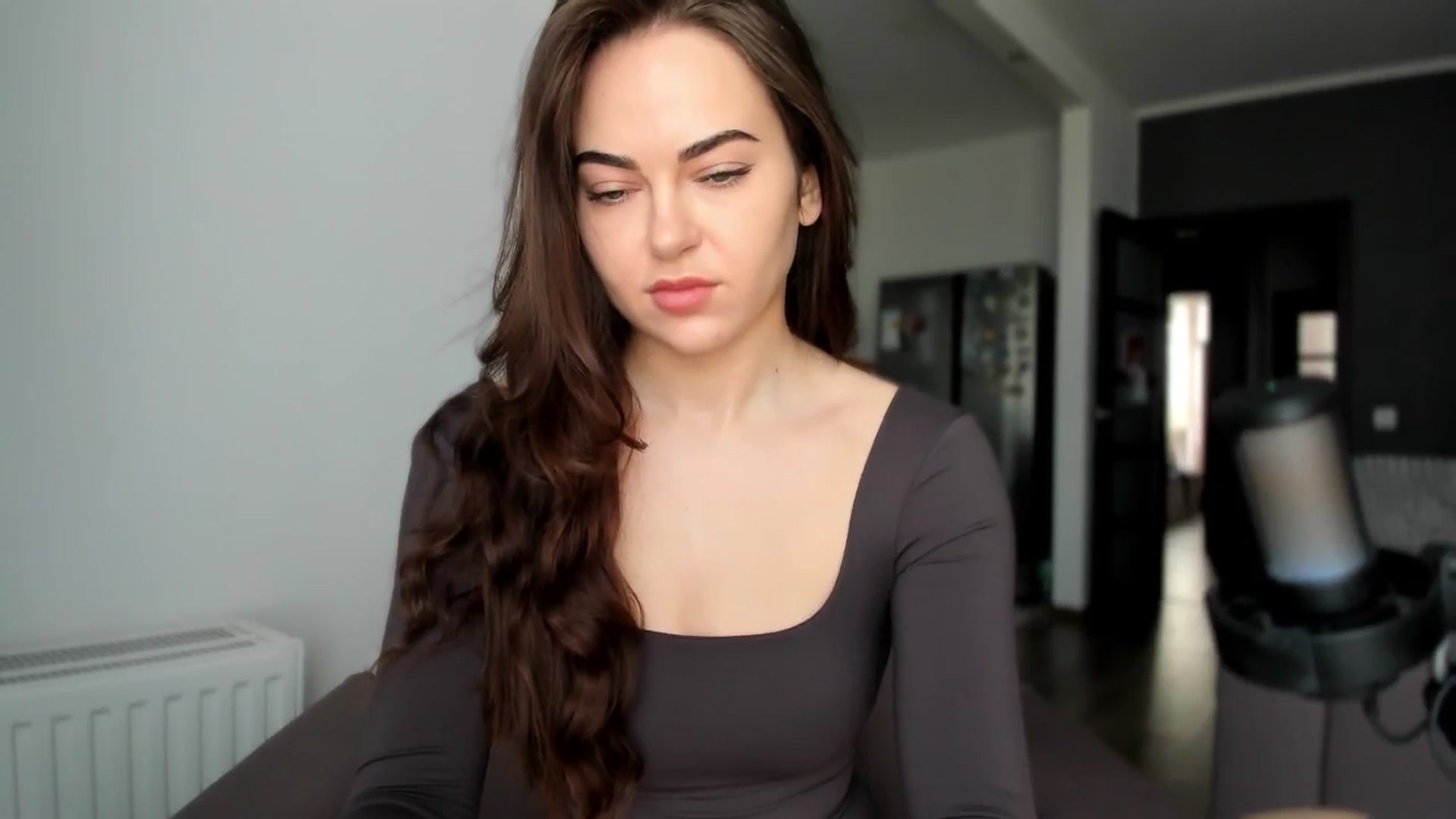 Gallery image thumbnail from BeeTheQueen's myfreecams stream on, 04/21/2025, 12:47 image 3 of 20