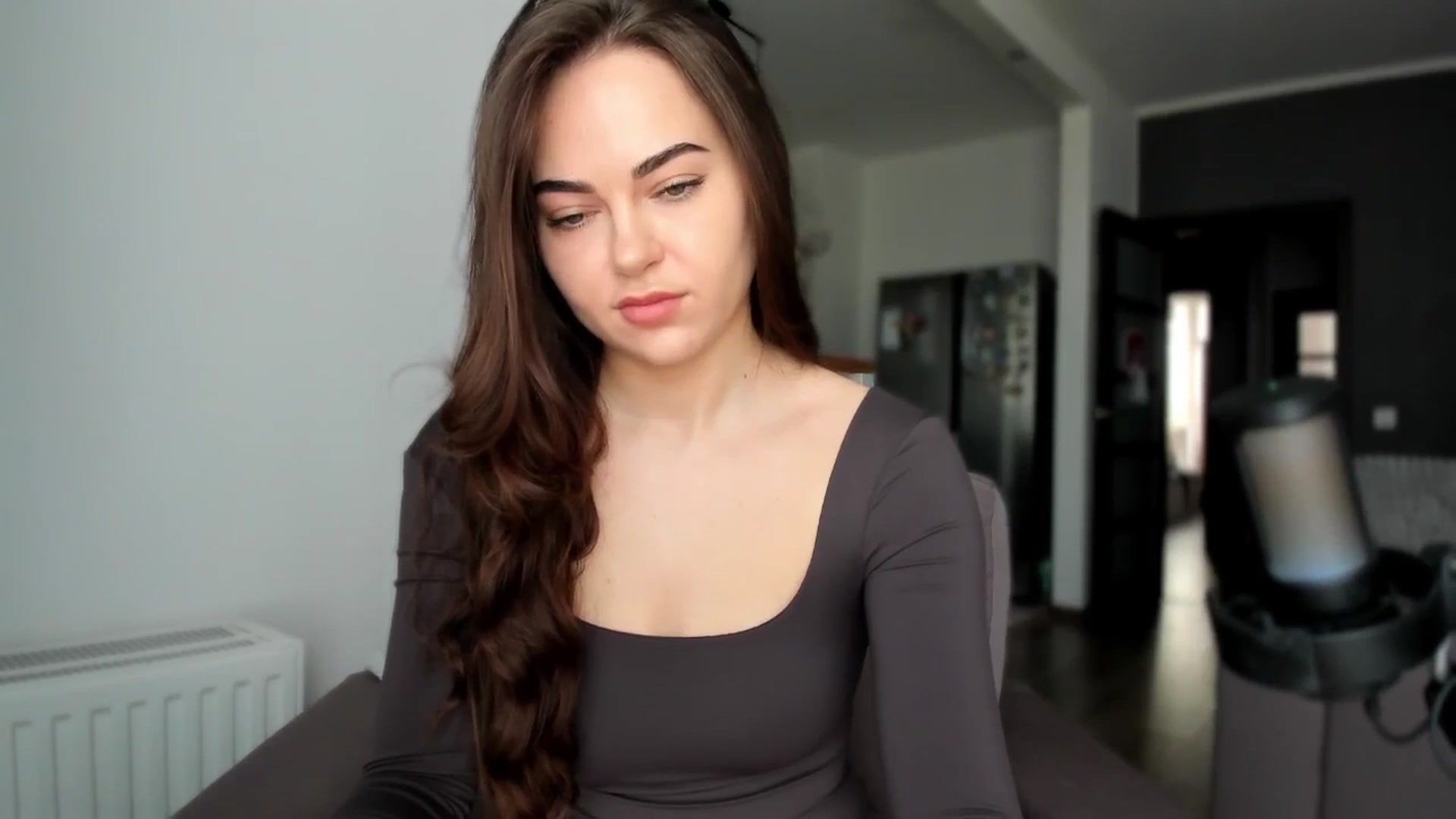 Gallery image thumbnail from BeeTheQueen's myfreecams stream on, 04/21/2025, 12:47 image 5 of 20