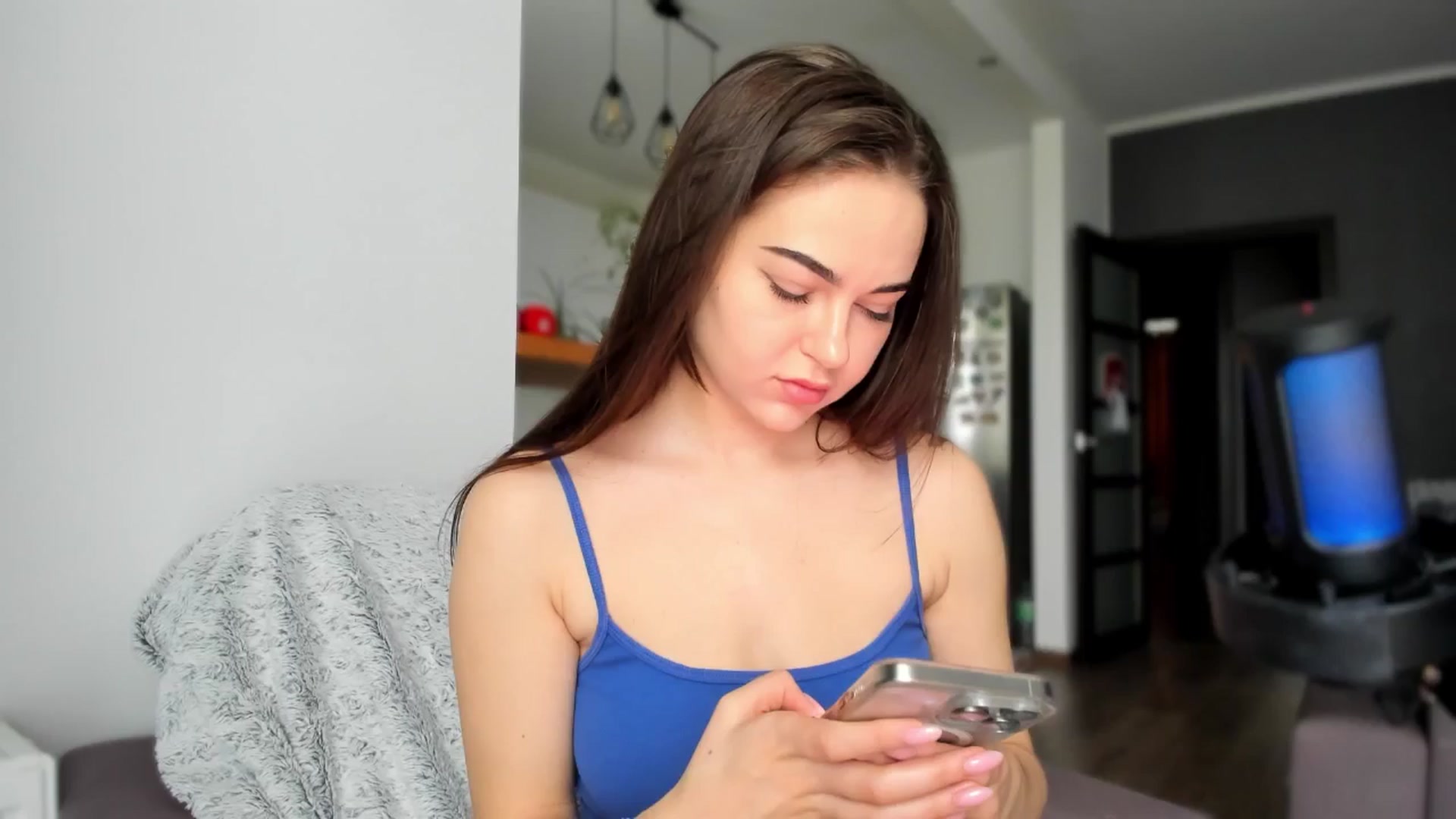 Gallery image thumbnail from BeeTheQueen's myfreecams stream on, 04/24/2025, 11:35 image 16 of 20