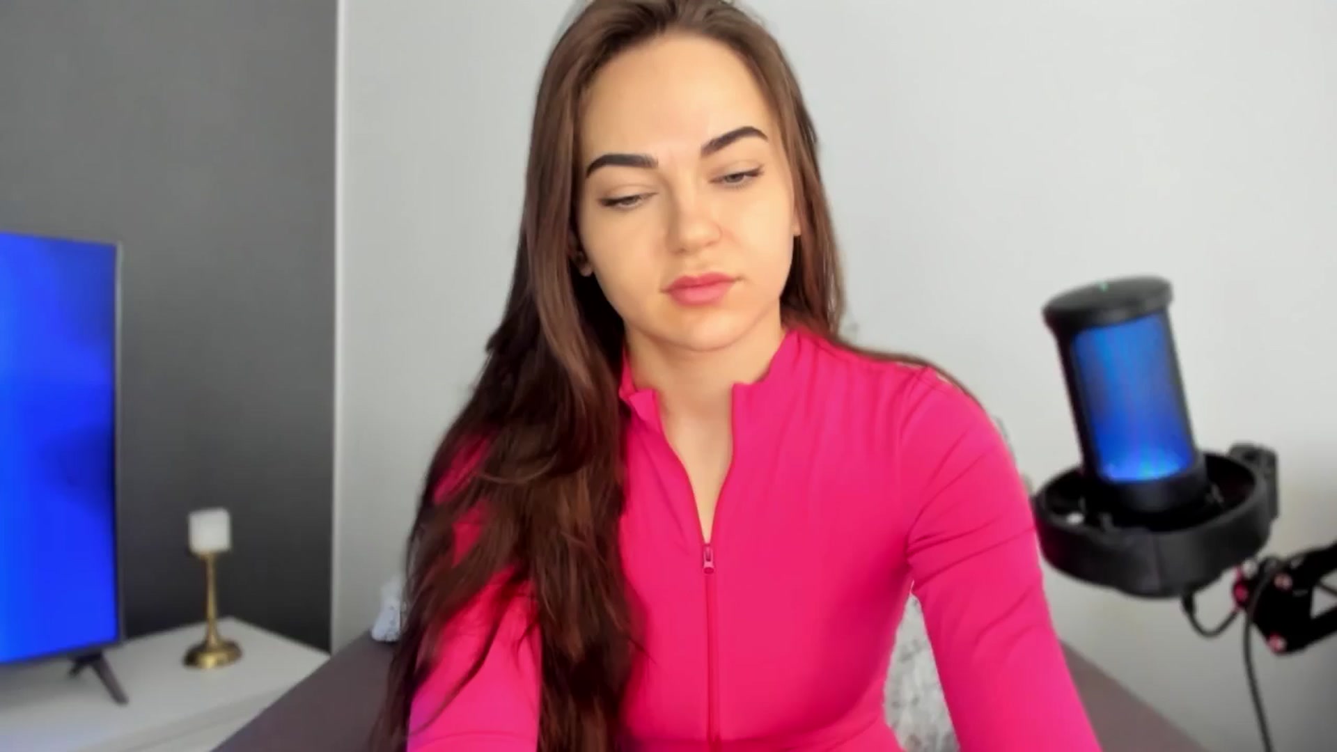 Gallery image thumbnail from BeeTheQueen's myfreecams stream on, 05/13/2025, 13:36 image 1 of 20