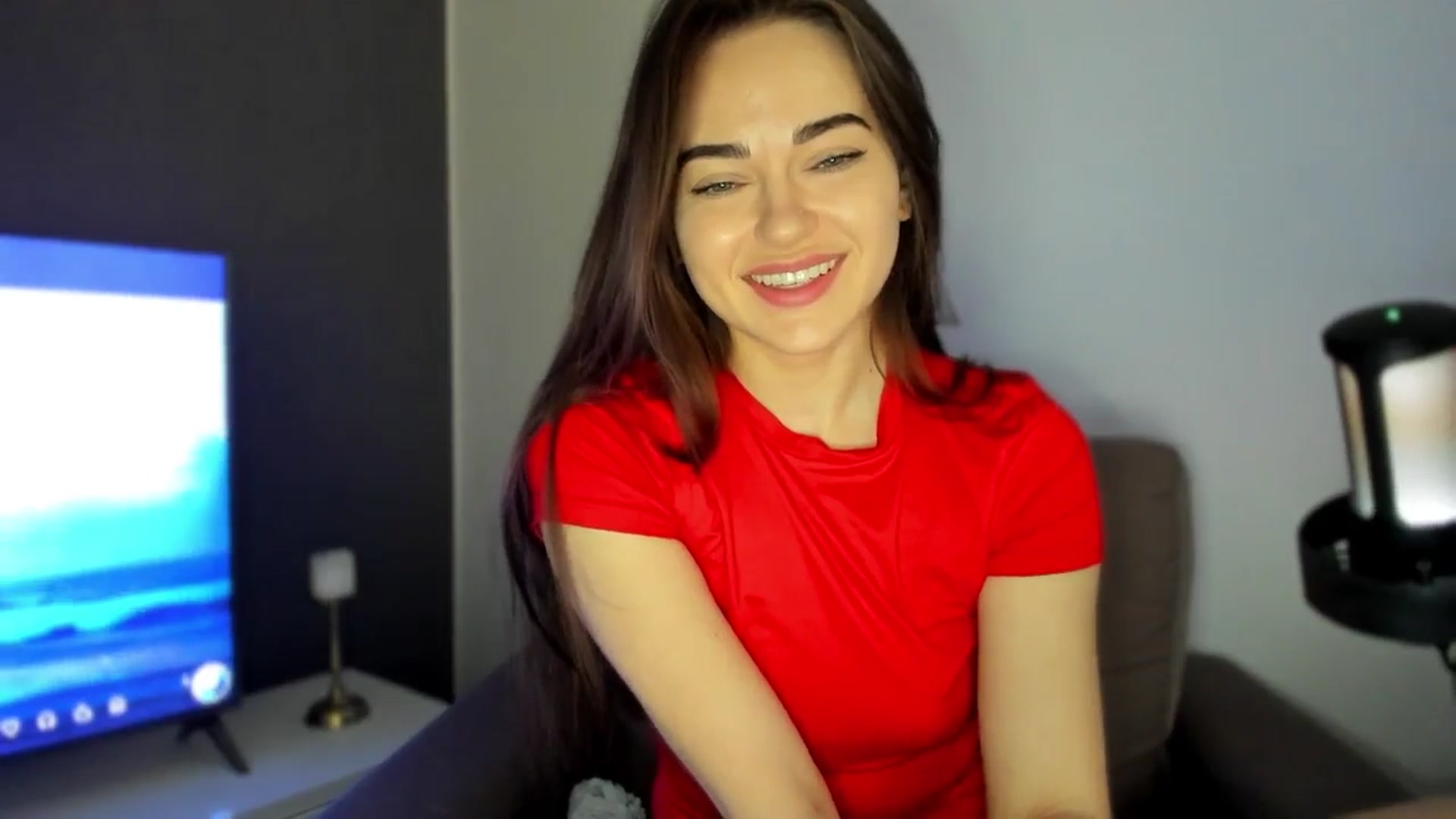 Gallery image thumbnail from BeeTheQueen's myfreecams stream on, 05/14/2025, 17:14 image 11 of 20