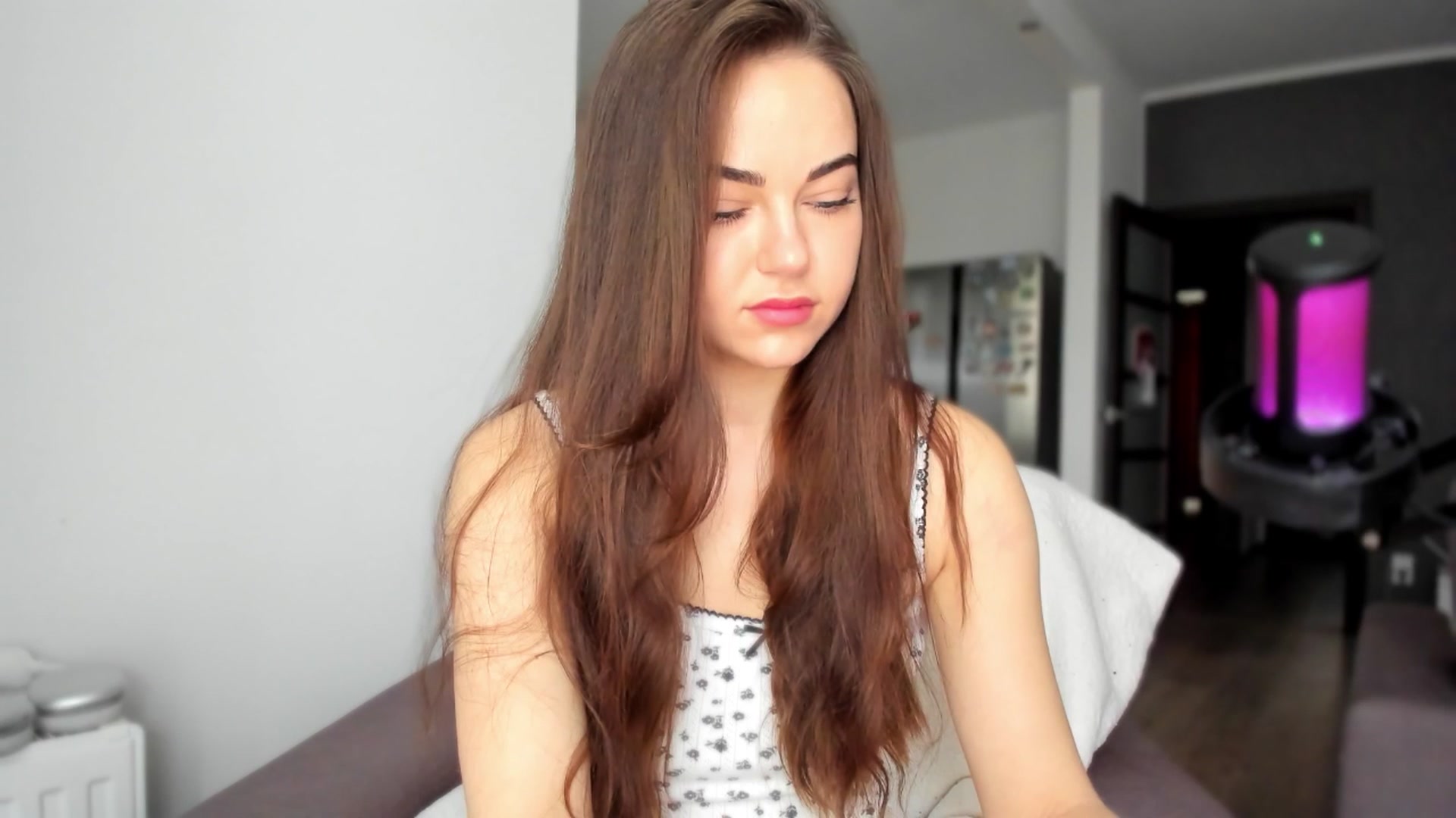 Gallery image thumbnail from BeeTheQueen's myfreecams stream on, 05/17/2025, 11:15 image 18 of 20
