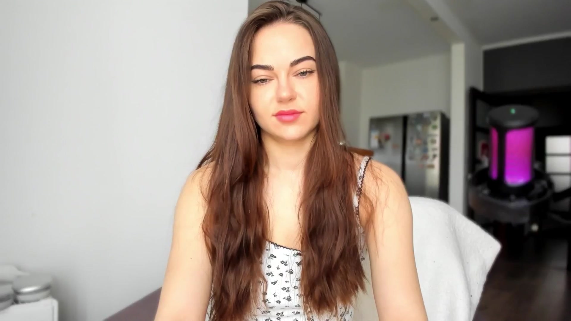 Gallery image thumbnail from BeeTheQueen's myfreecams stream on, 05/17/2025, 11:15 image 2 of 20