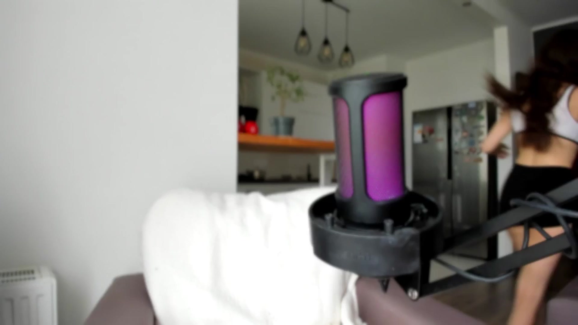 Gallery image thumbnail from BeeTheQueen's myfreecams stream on, 05/18/2025, 12:52 image 10 of 20