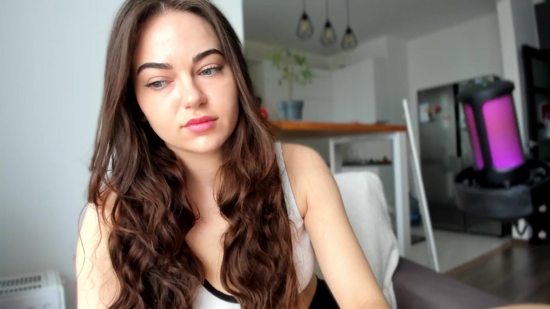 Gallery image thumbnail from BeeTheQueen's myfreecams stream on, 05/18/2025, 12:52 image 2 of 20