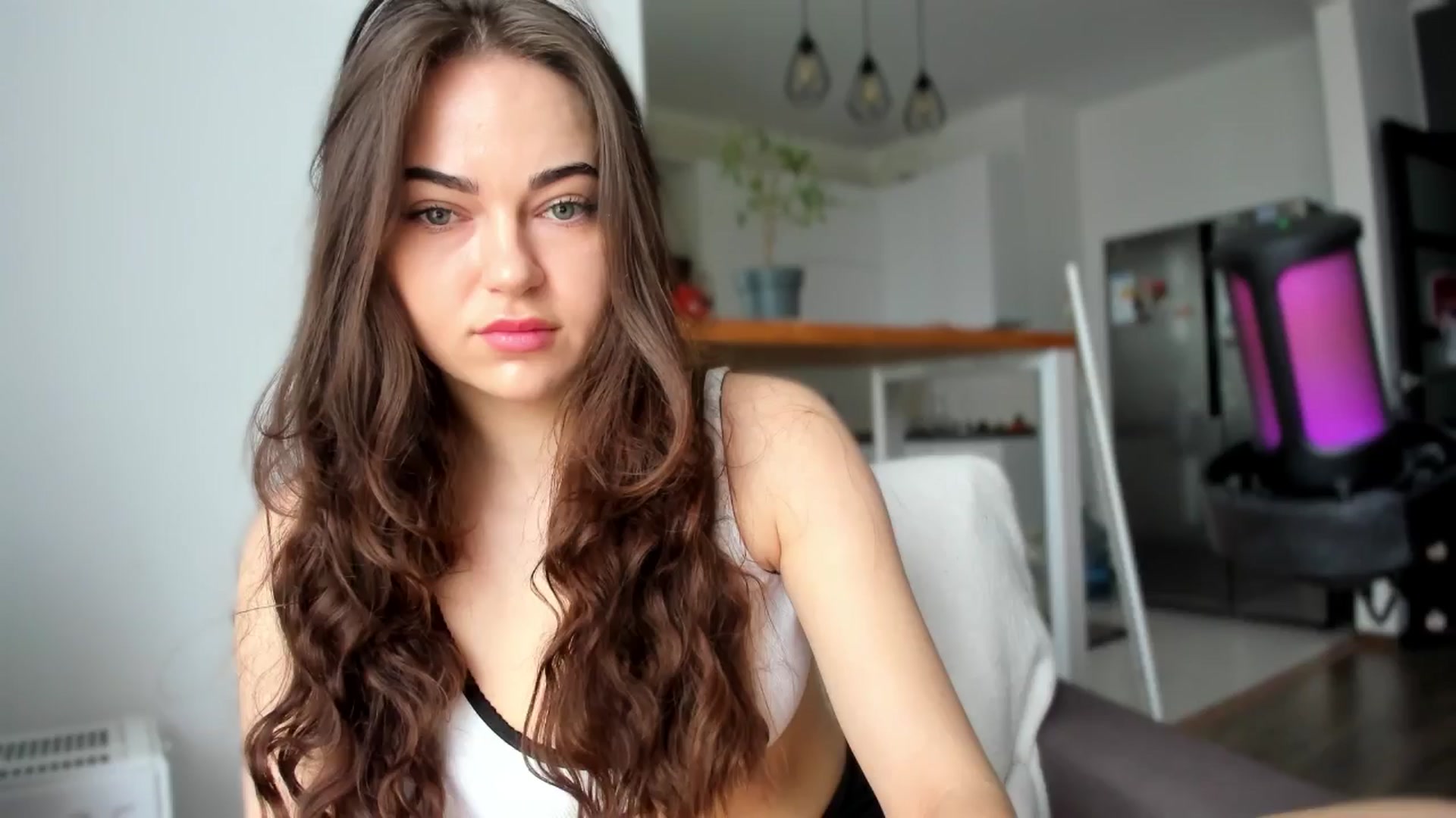 Gallery image thumbnail from BeeTheQueen's myfreecams stream on, 05/18/2025, 12:52 image 1 of 20