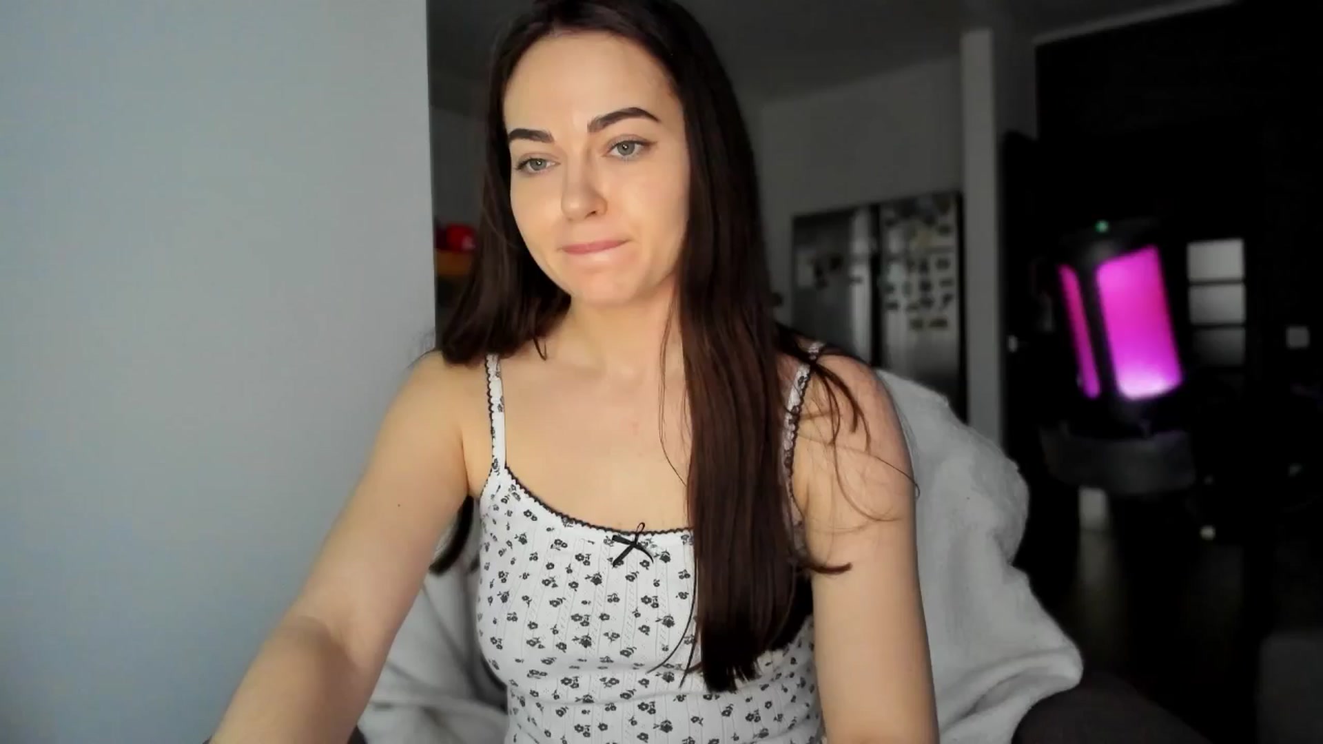 Gallery image thumbnail from BeeTheQueen's myfreecams stream on, 05/25/2025, 16:28 image 20 of 20