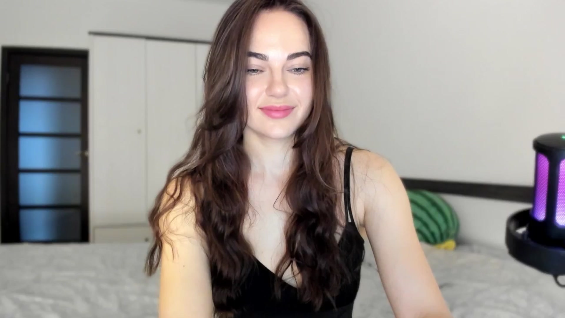 Gallery image thumbnail from BeeTheQueen's myfreecams stream on, 06/05/2025, 18:44 image 12 of 20