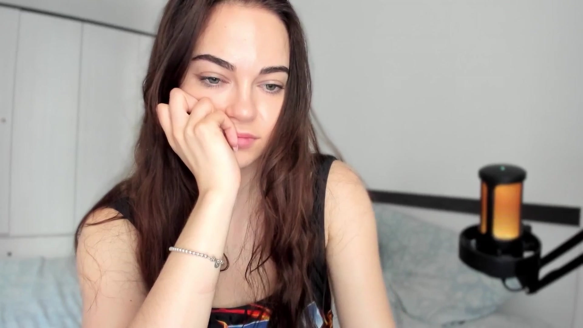 Gallery image thumbnail from BeeTheQueen's myfreecams stream on, 06/06/2025, 15:37 image 5 of 20