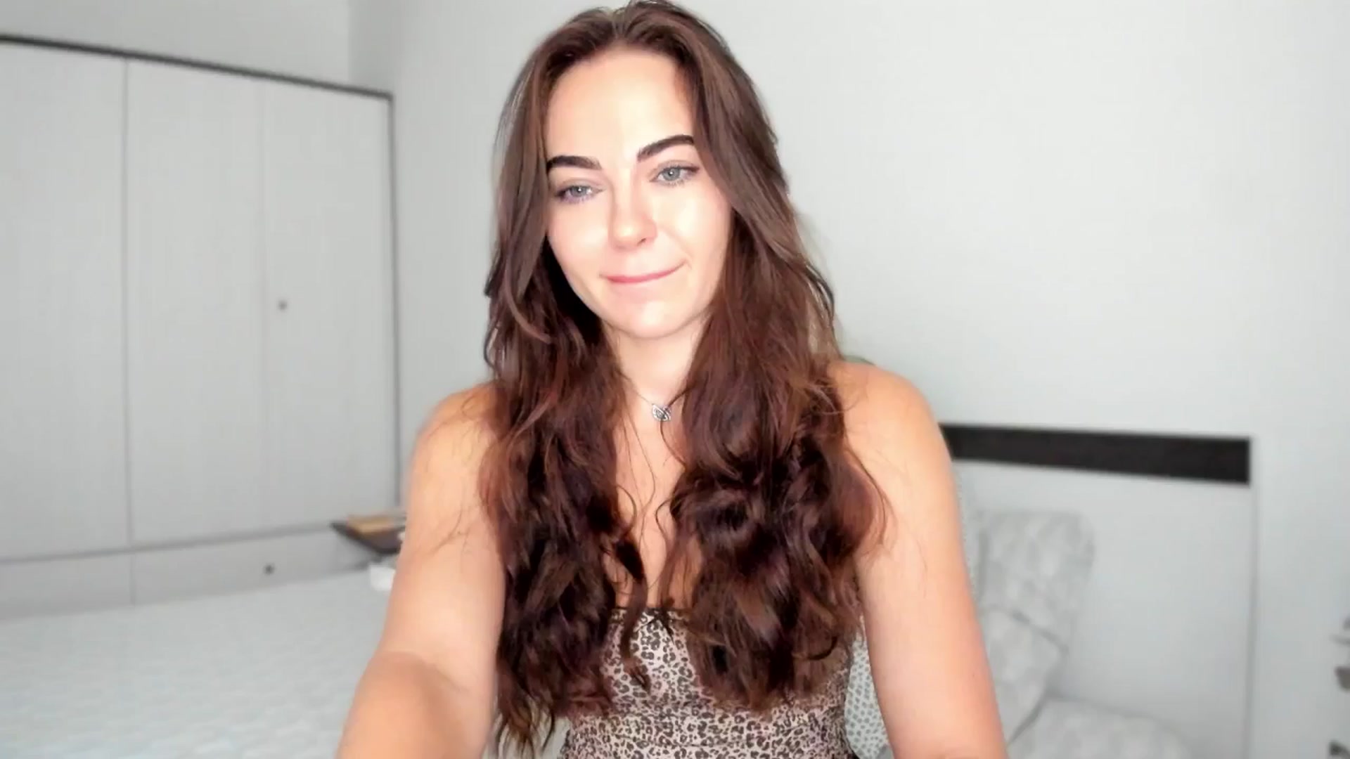 Gallery image thumbnail from BeeTheQueen's myfreecams stream on, 07/18/2025, 15:43 image 10 of 20