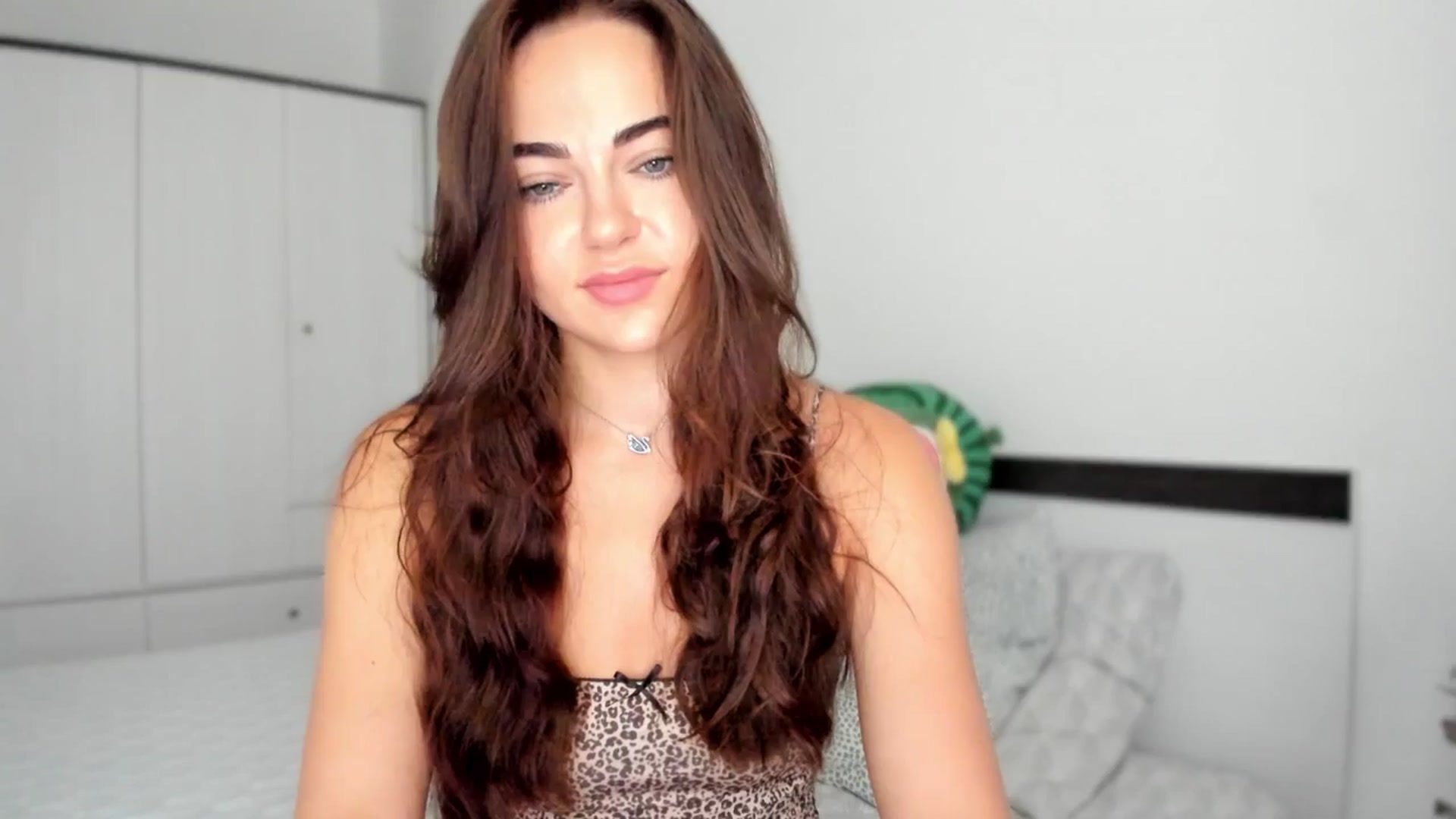 Gallery image thumbnail from BeeTheQueen's myfreecams stream on, 07/18/2025, 15:43 image 4 of 20