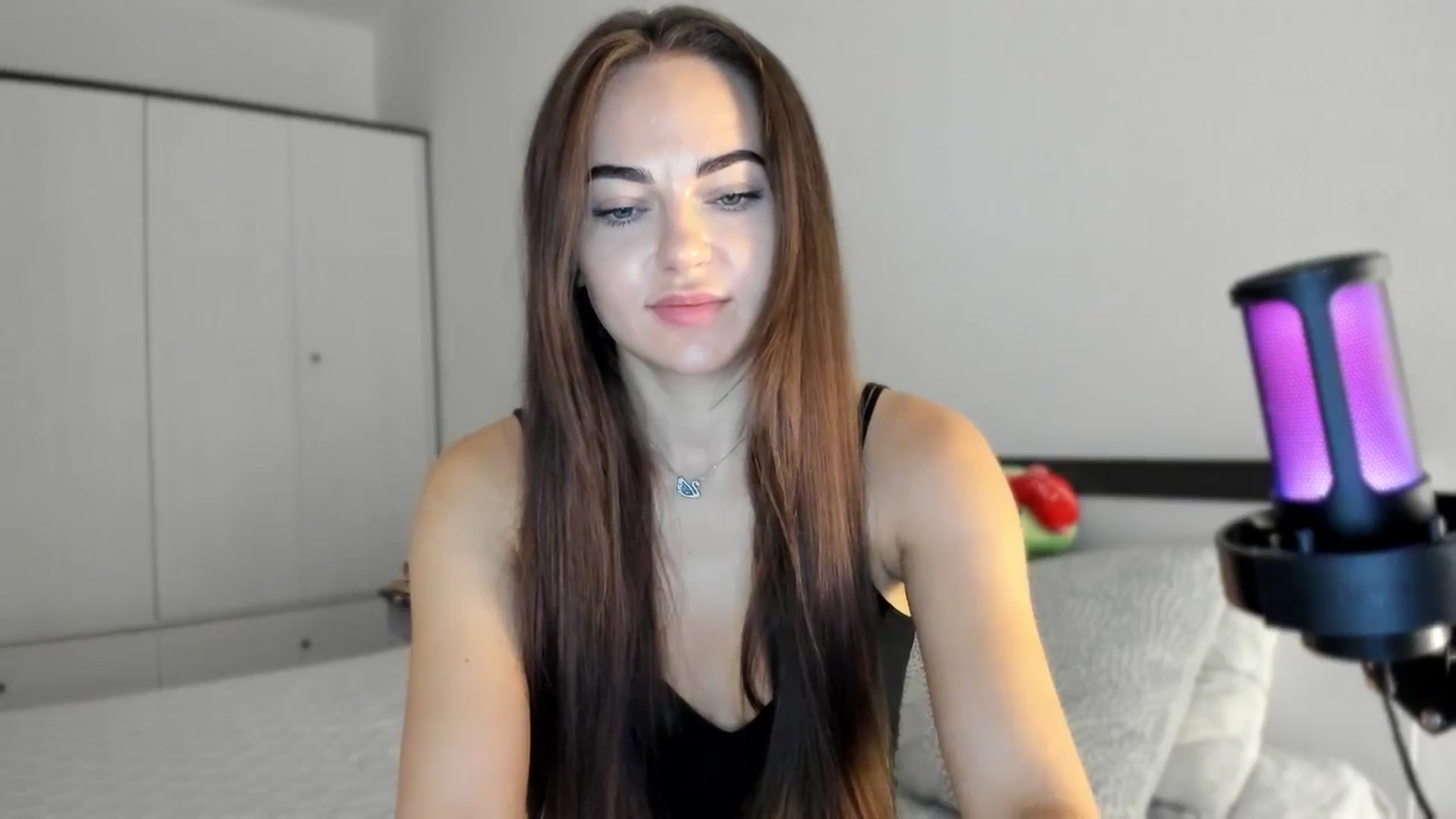 Gallery image thumbnail from BeeTheQueen's myfreecams stream on, 07/19/2025, 17:33 image 2 of 20