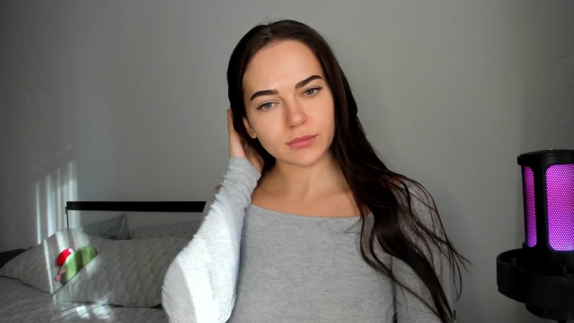 Gallery image thumbnail from BeeTheQueen's myfreecams stream on, 08/18/2025, 15:55 image 14 of 20
