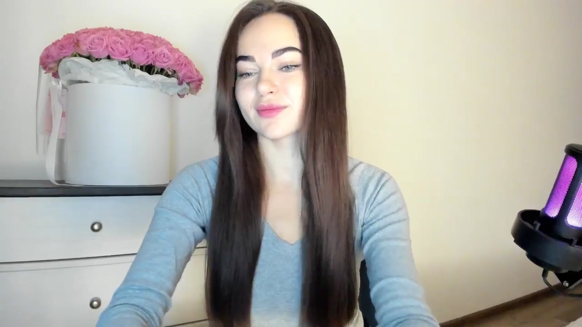 Gallery image thumbnail from BeeTheQueen's myfreecams stream on, 08/26/2025, 17:18 image 15 of 20