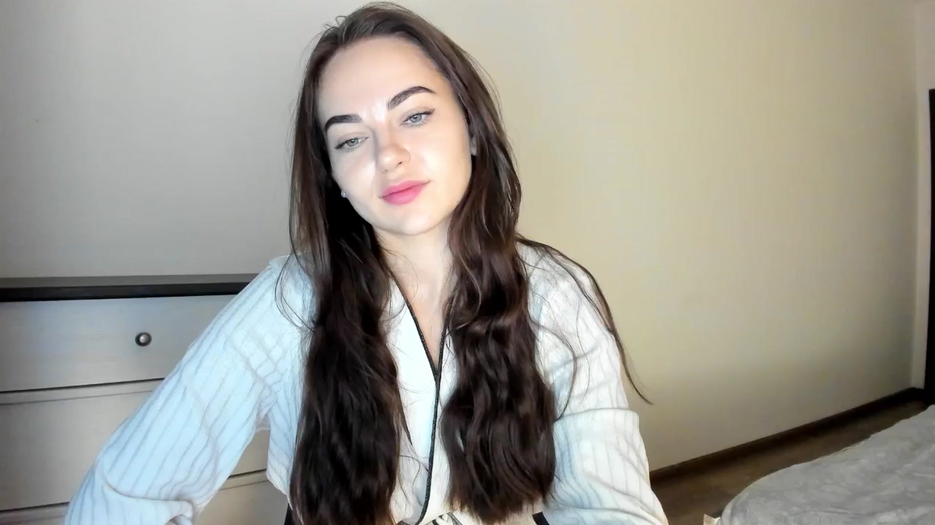 Gallery image thumbnail from BeeTheQueen's myfreecams stream on, 09/05/2025, 18:38 image 14 of 20