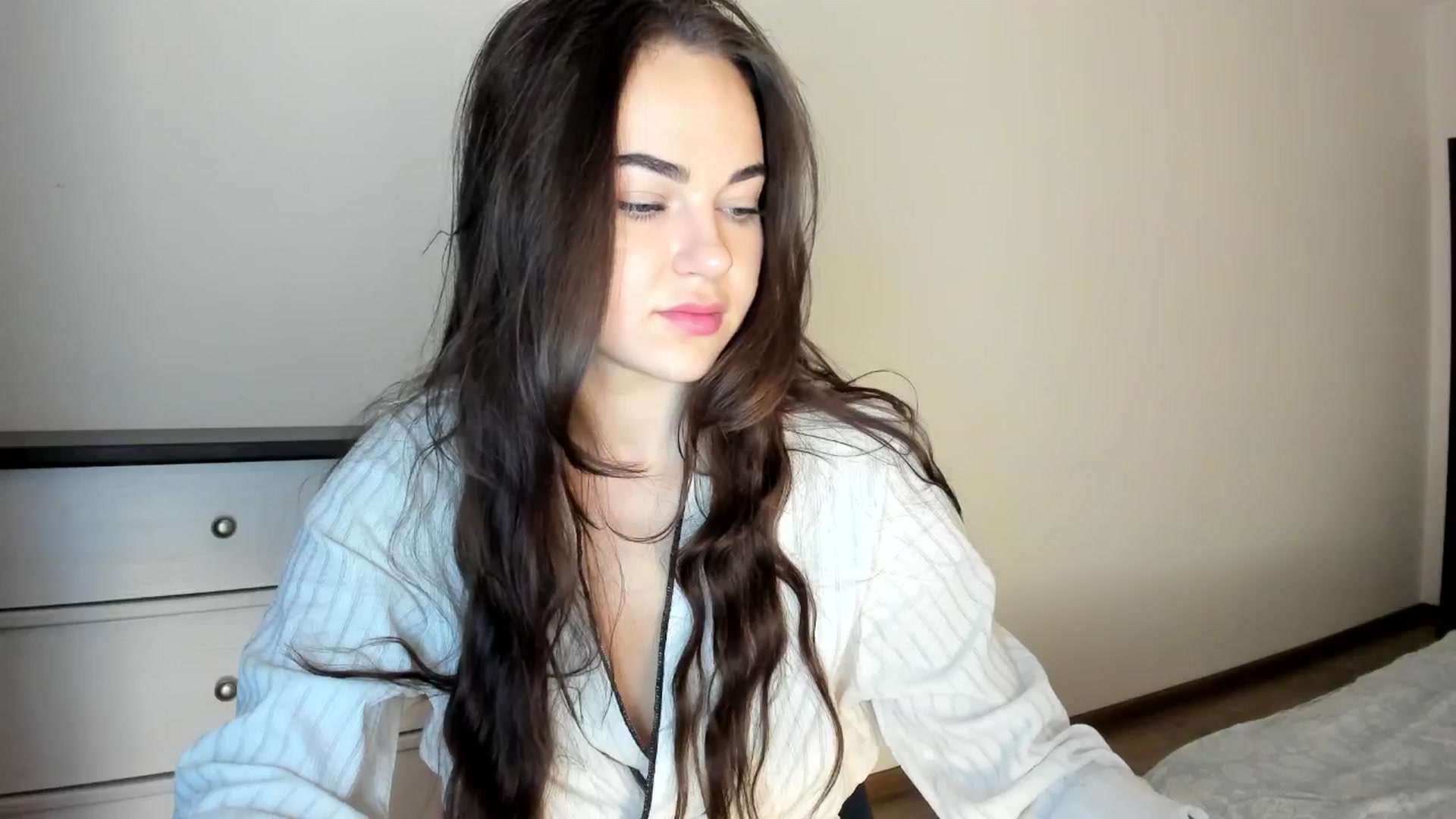 Gallery image thumbnail from BeeTheQueen's myfreecams stream on, 09/05/2025, 18:38 image 12 of 20