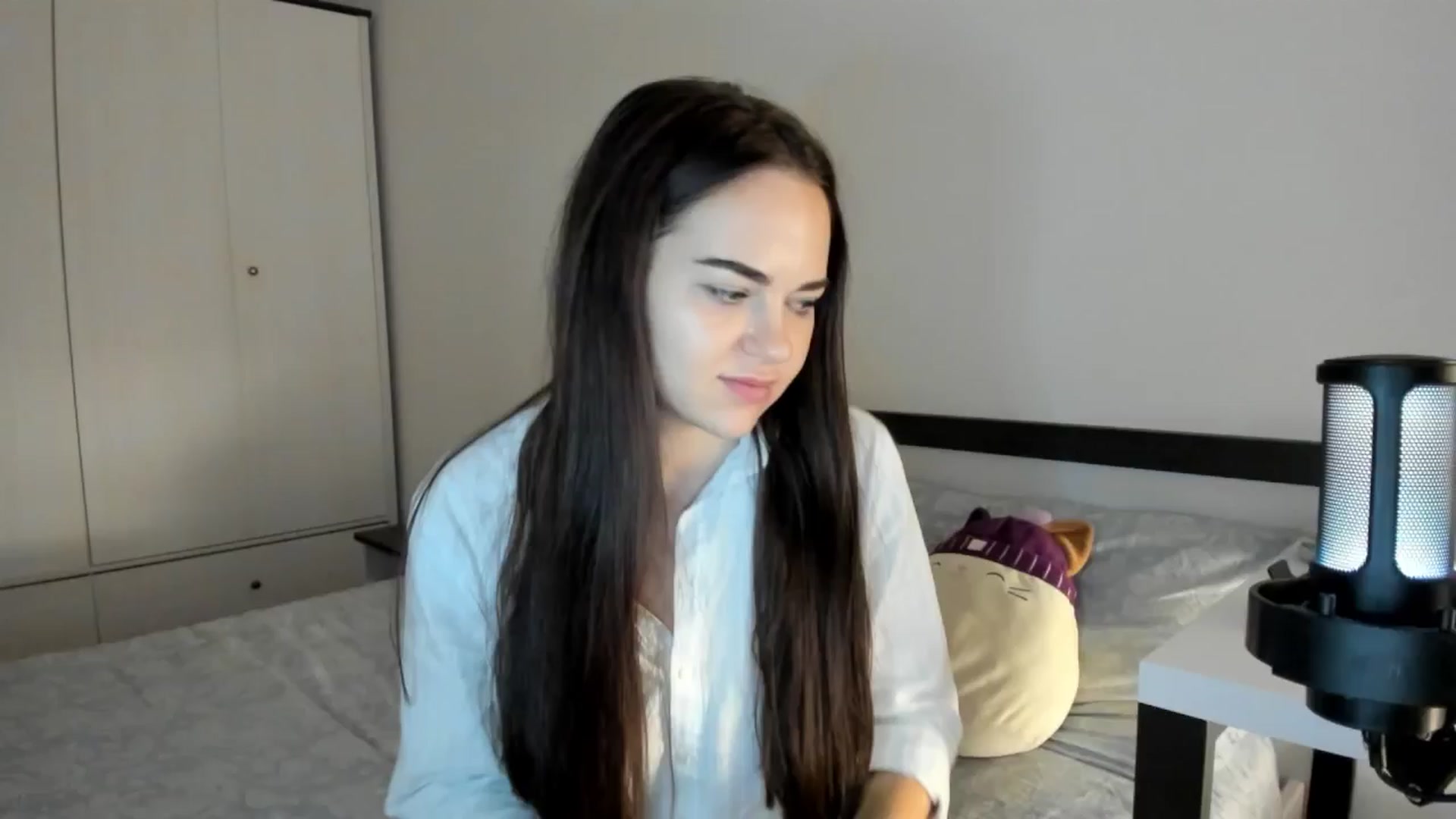 Gallery image thumbnail from BeeTheQueen's myfreecams stream on, 09/10/2025, 18:58 image 9 of 20