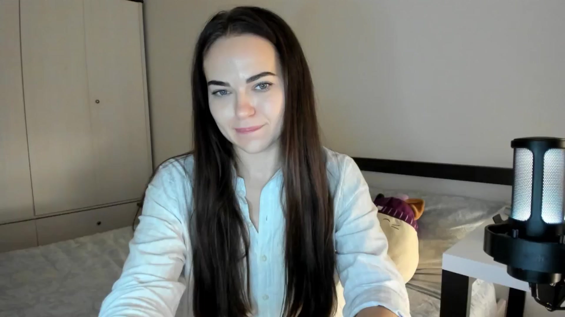 Gallery image thumbnail from BeeTheQueen's myfreecams stream on, 09/10/2025, 18:58 image 11 of 20