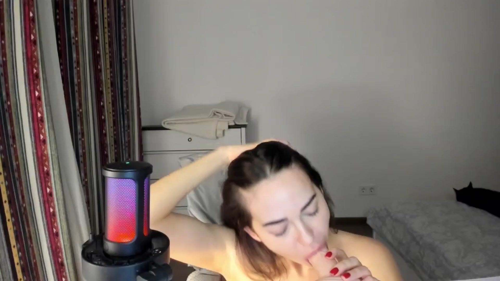 Gallery image thumbnail from BeeTheQueen's myfreecams stream on, 09/11/2025, 18:21 image 13 of 20