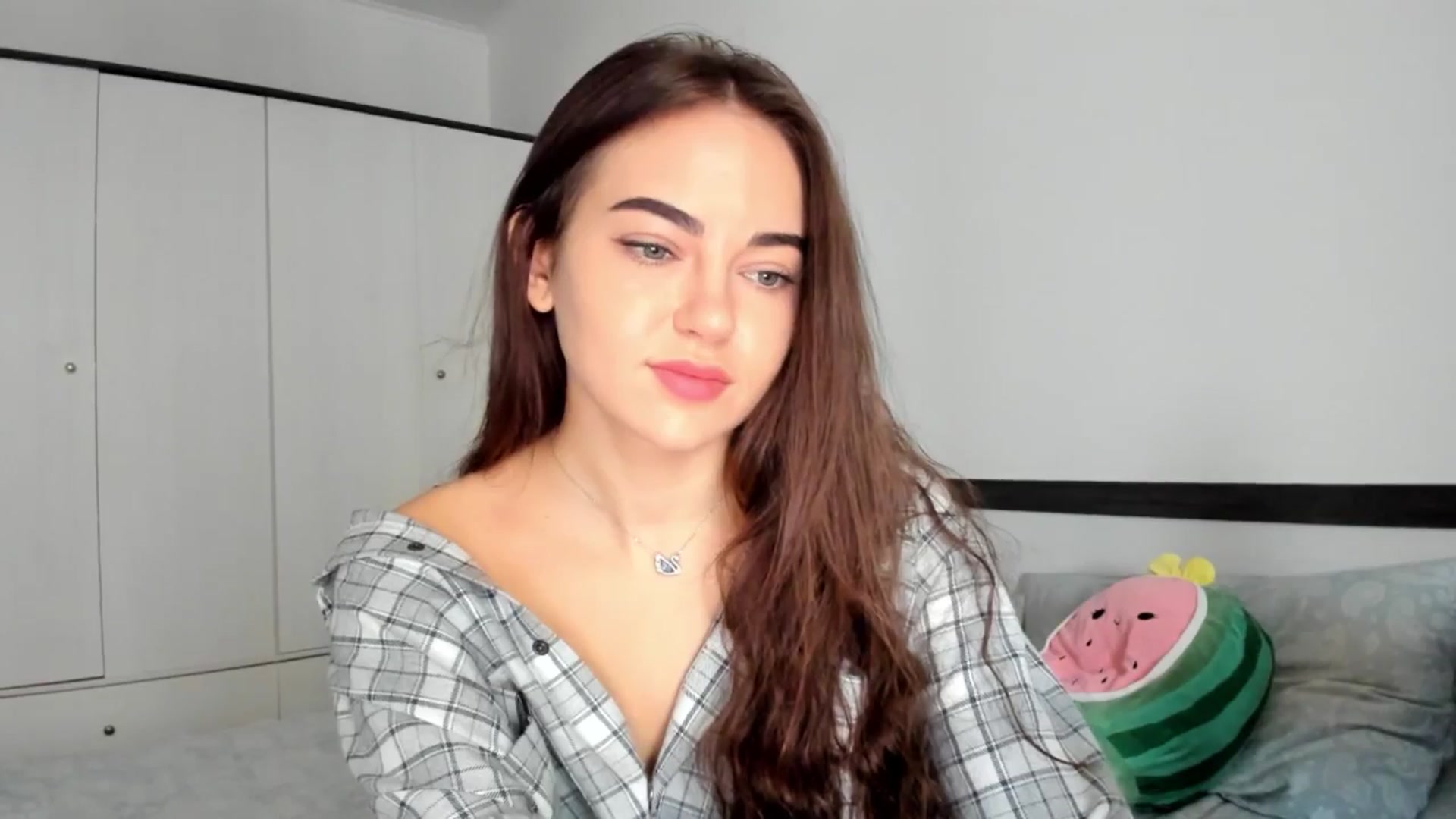 Gallery image thumbnail from BeeTheQueen's myfreecams stream on, 09/19/2025, 14:36 image 19 of 20