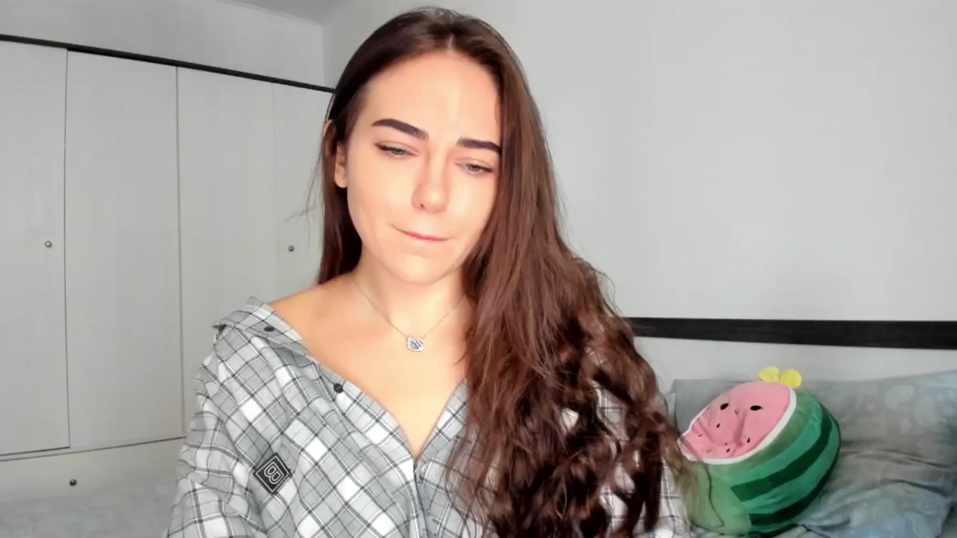 Gallery image thumbnail from BeeTheQueen's myfreecams stream on, 09/19/2025, 14:36 image 17 of 20