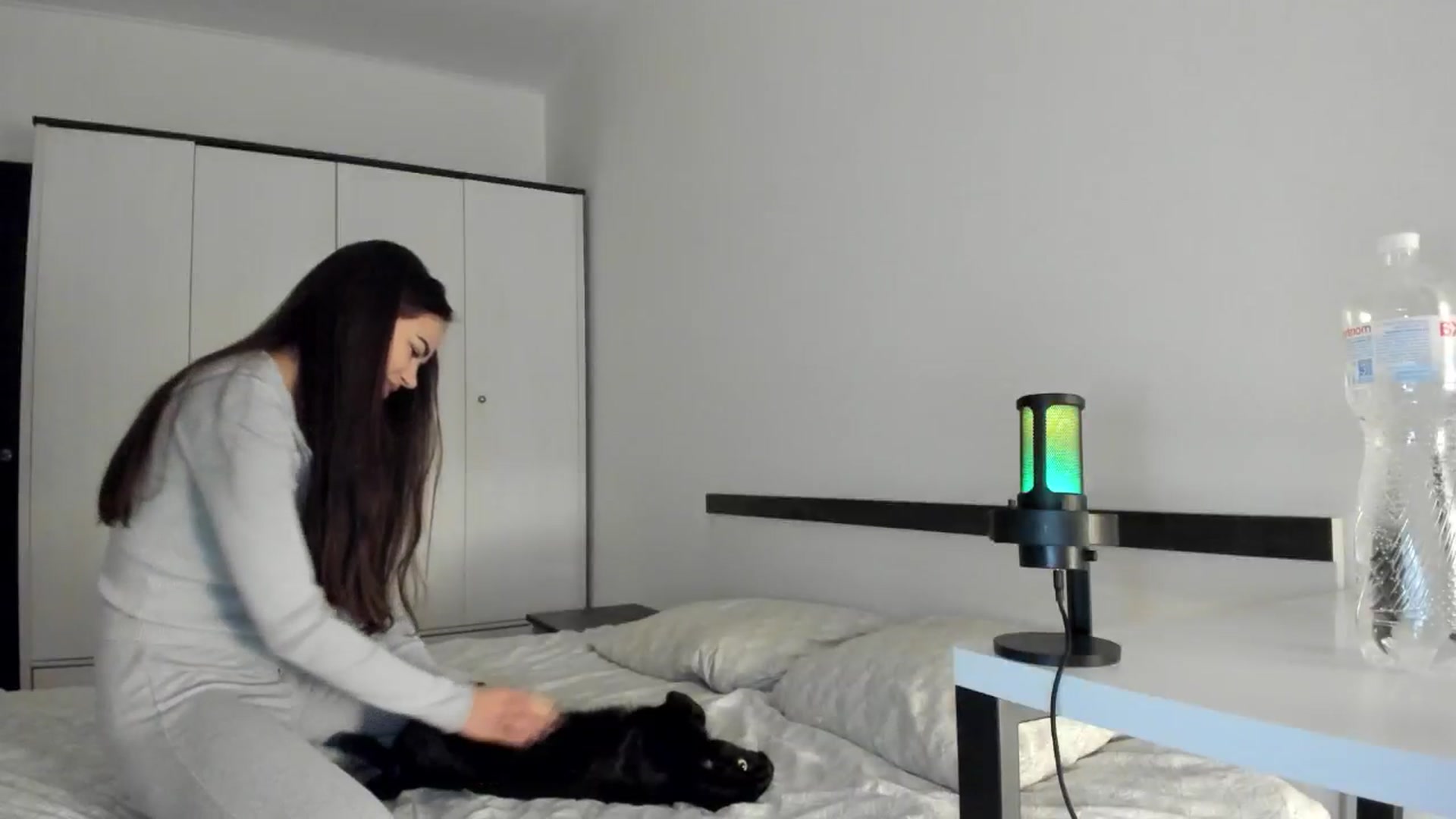 Gallery image thumbnail from BeeTheQueen's myfreecams stream on, 09/24/2025, 16:47 image 3 of 20
