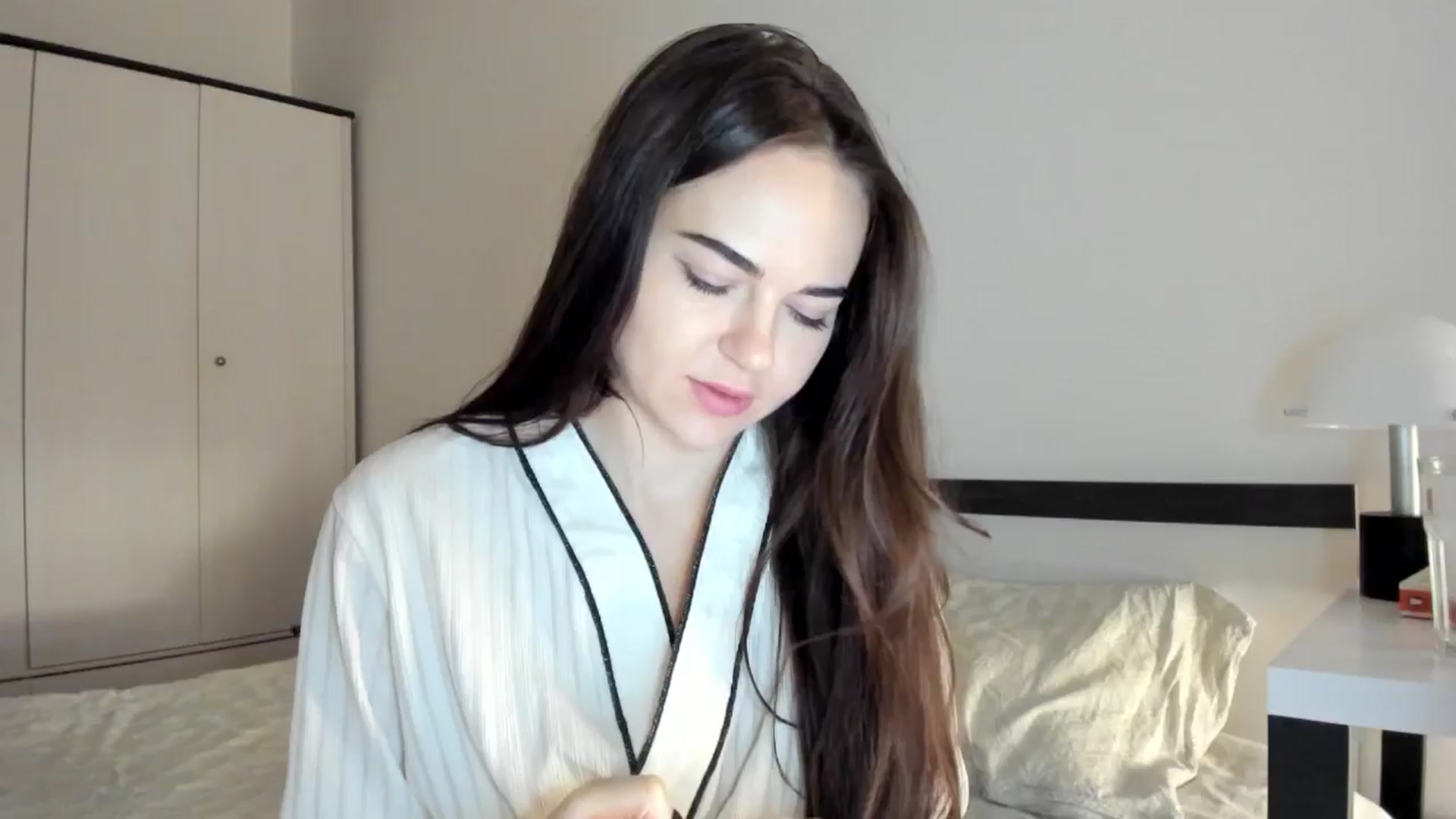 Gallery image thumbnail from BeeTheQueen's myfreecams stream on, 09/27/2025, 17:22 image 3 of 20